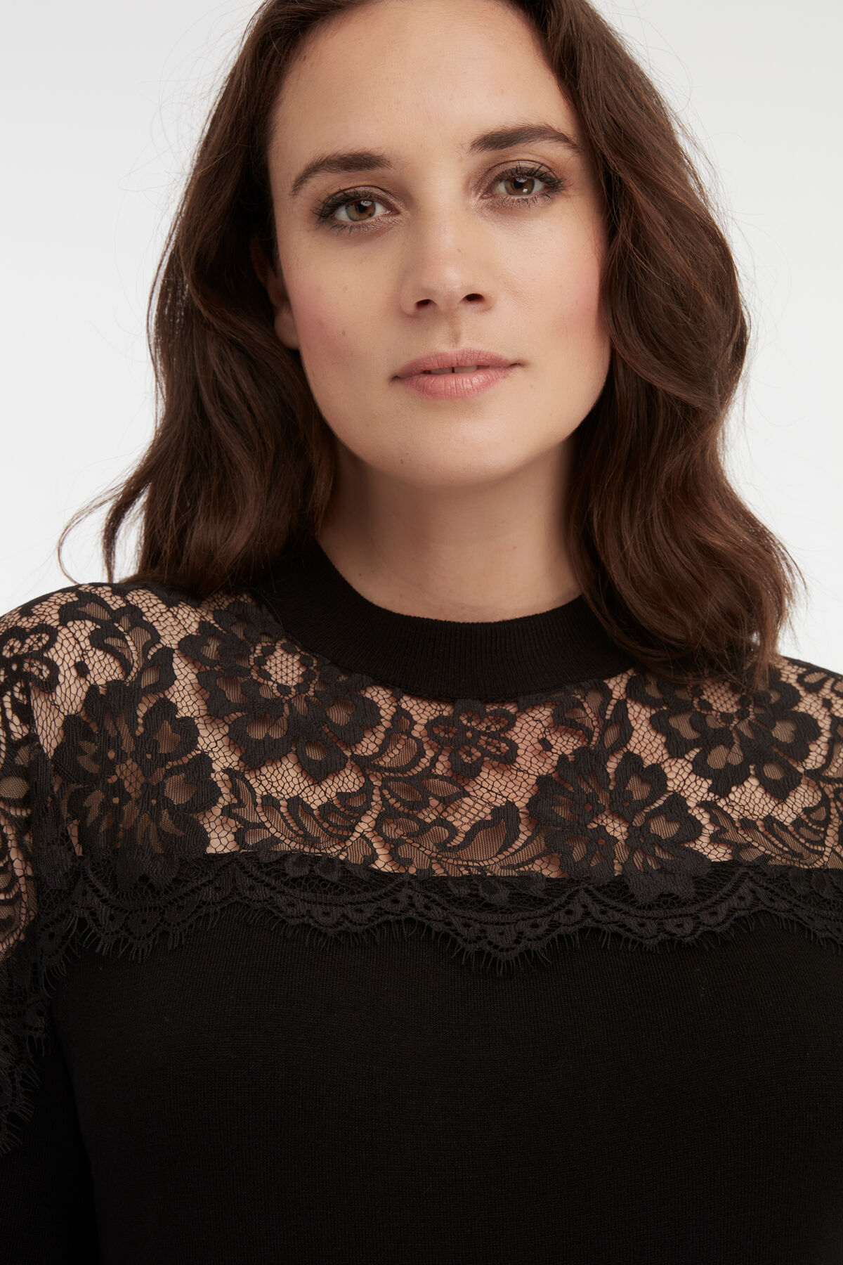 Jersey con encaje image number 4