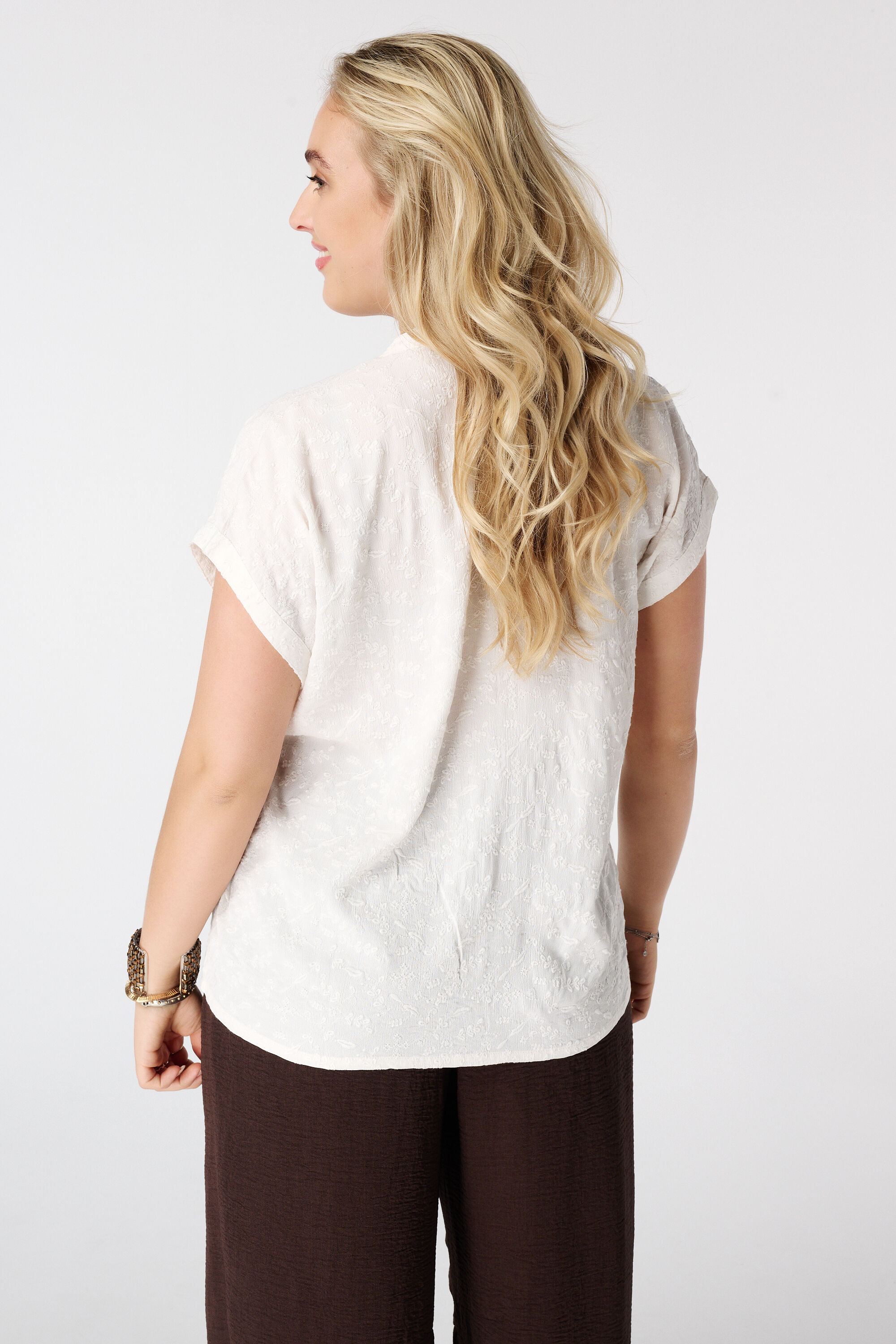 Blusa con encaje image number 3