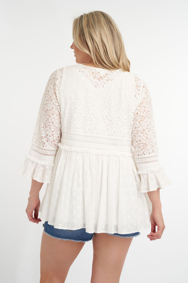 Blusa de encaje image number 3