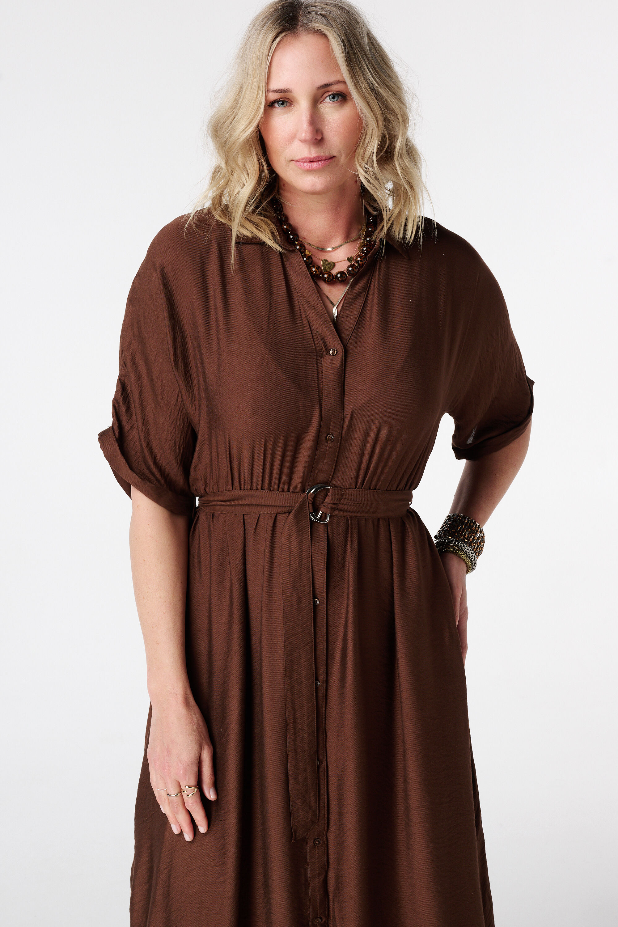 Vestido largo con cintur&oacute;n image number 5