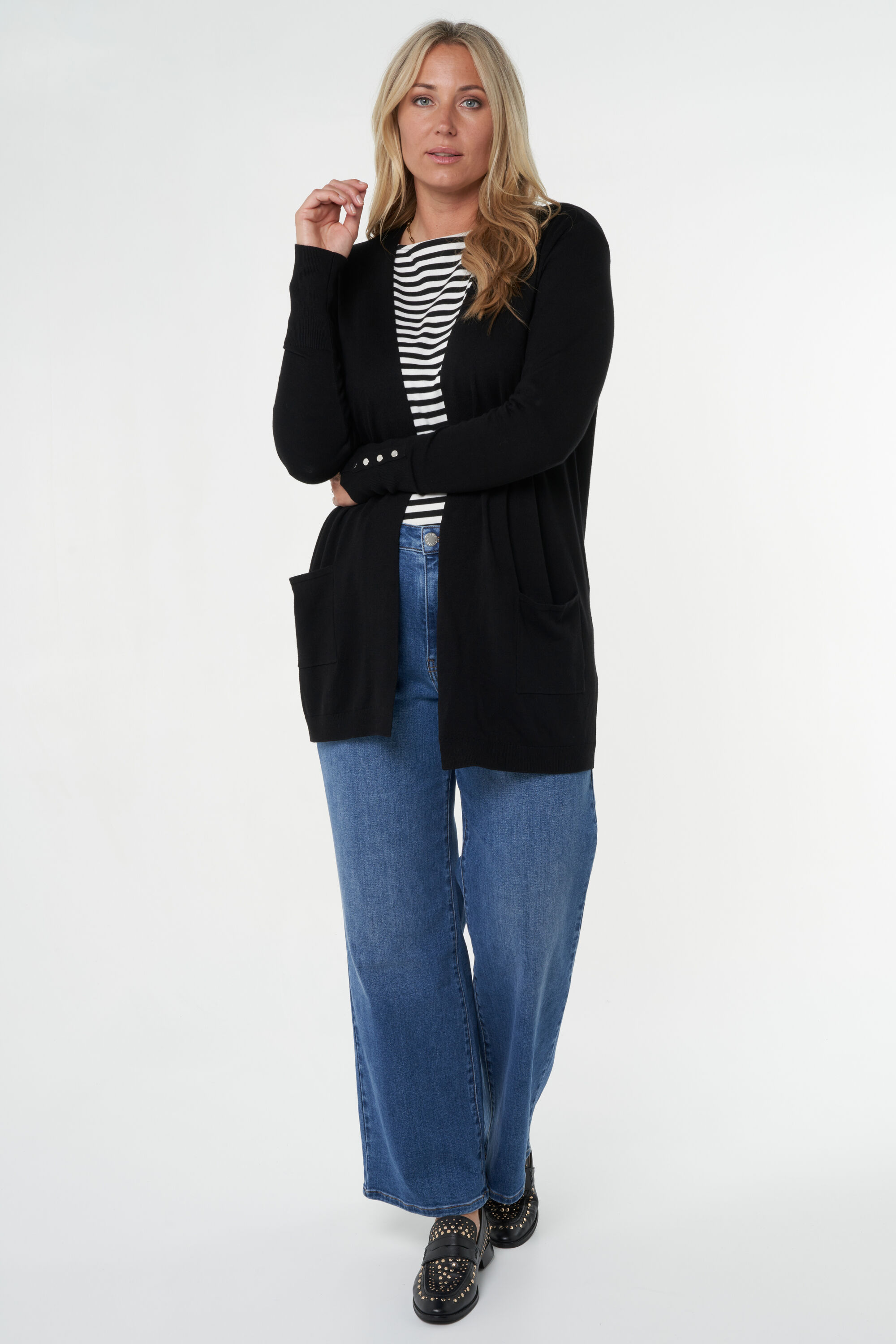 Chaleco tejido con bolsillos image number 7