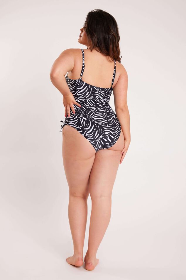 Bañador con estampado image number 4