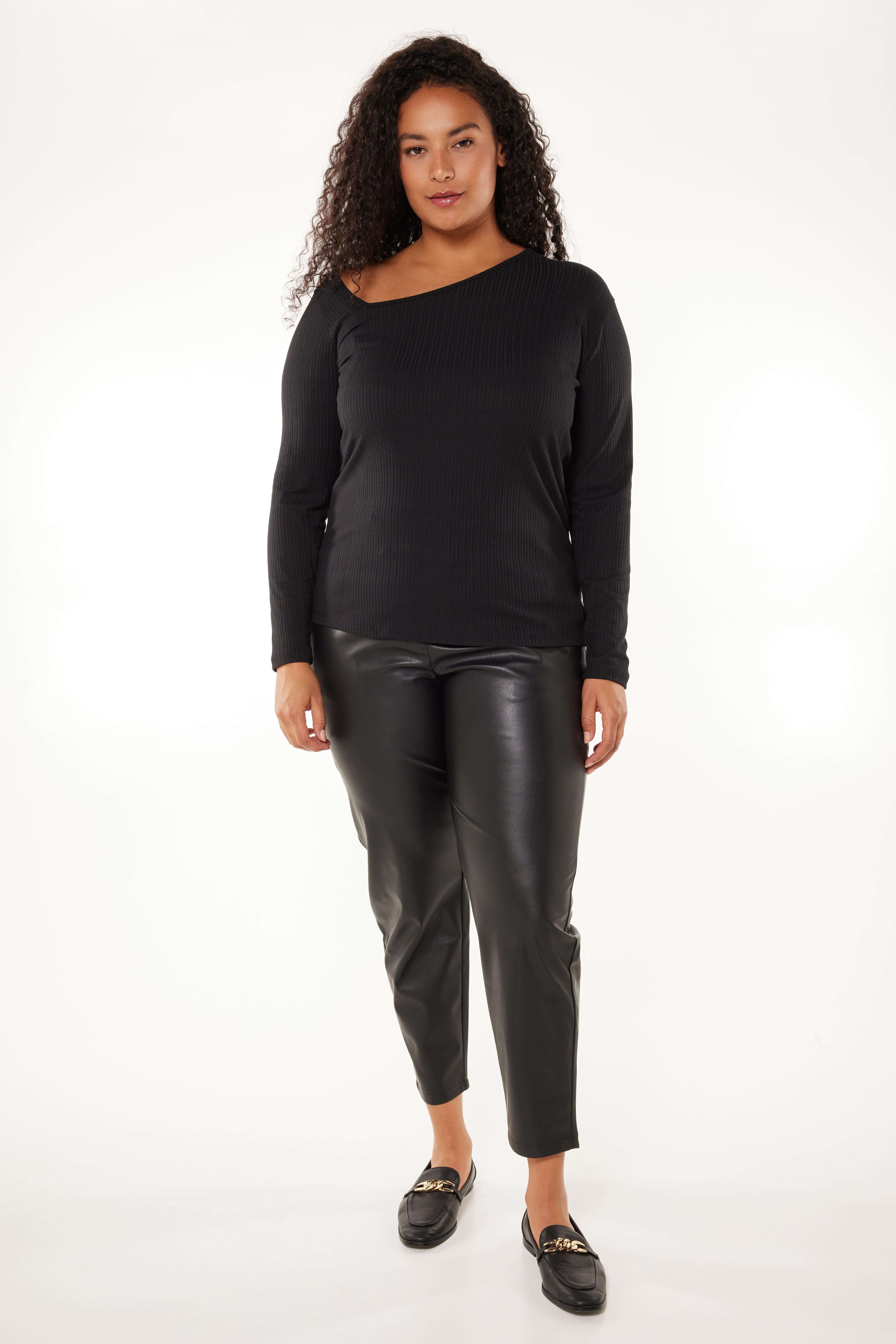 Top acanalado asim&eacute;trico image number 5