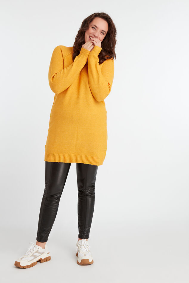 Vestido suéter con escote en V image number 0