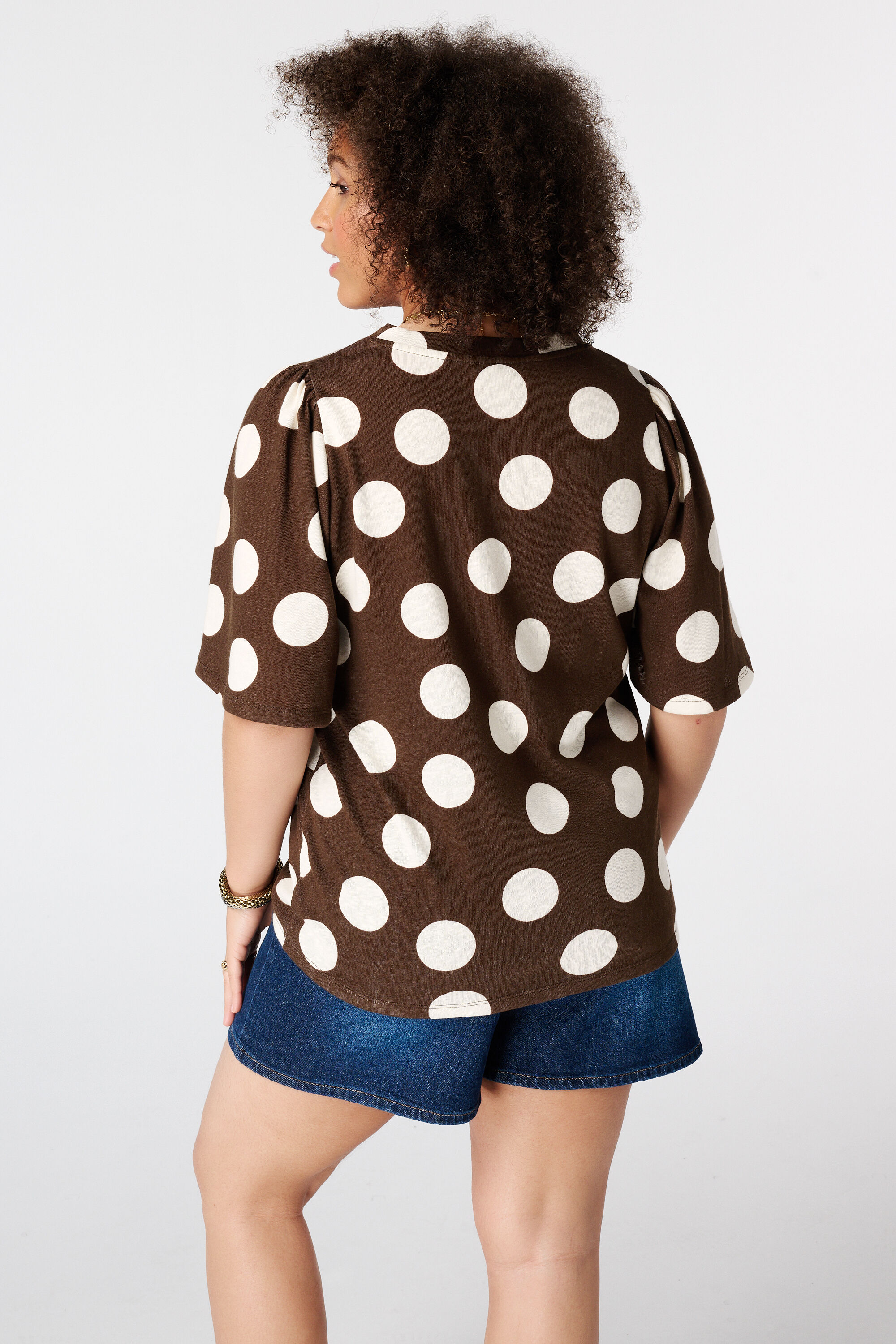 Camiseta con escote en V image number 3