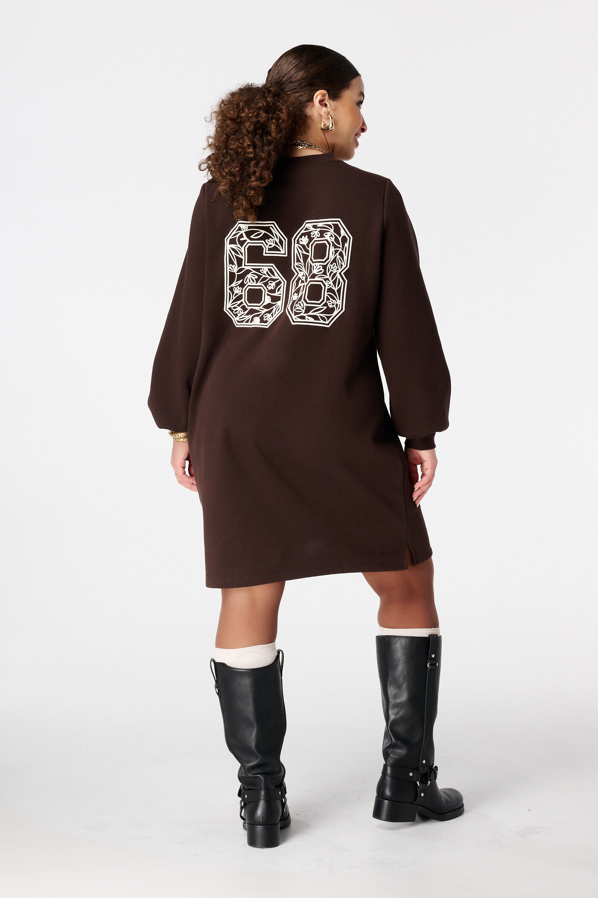 Vestido sudadera image number 3