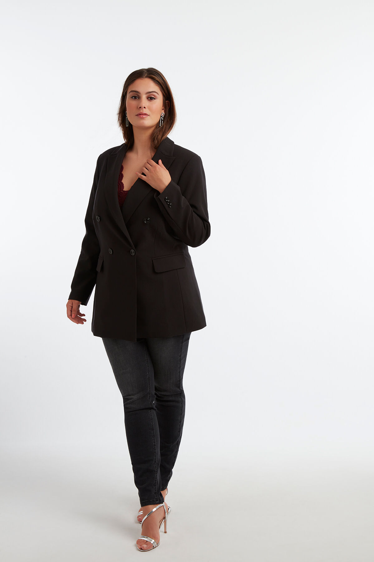 Blazer con botones dobles image number 3