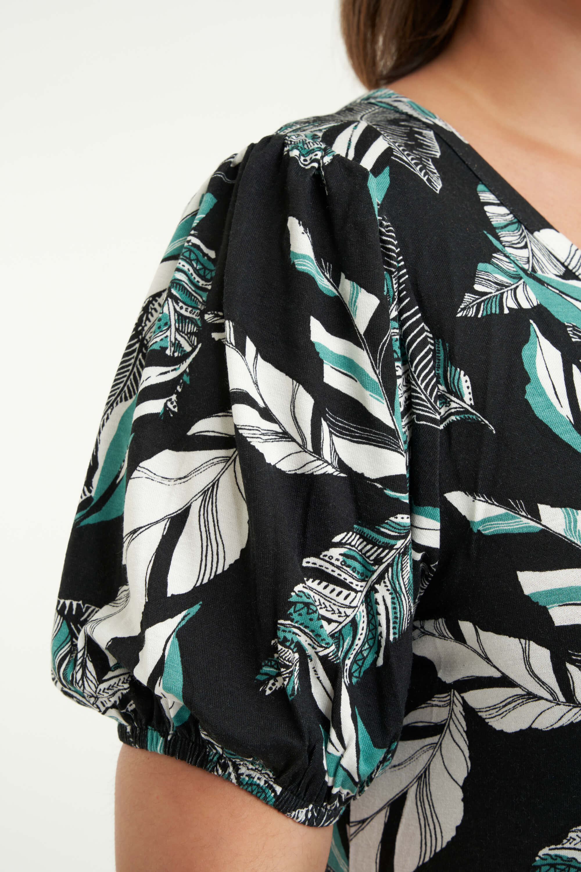 Vestido largo con estampado  image number 4