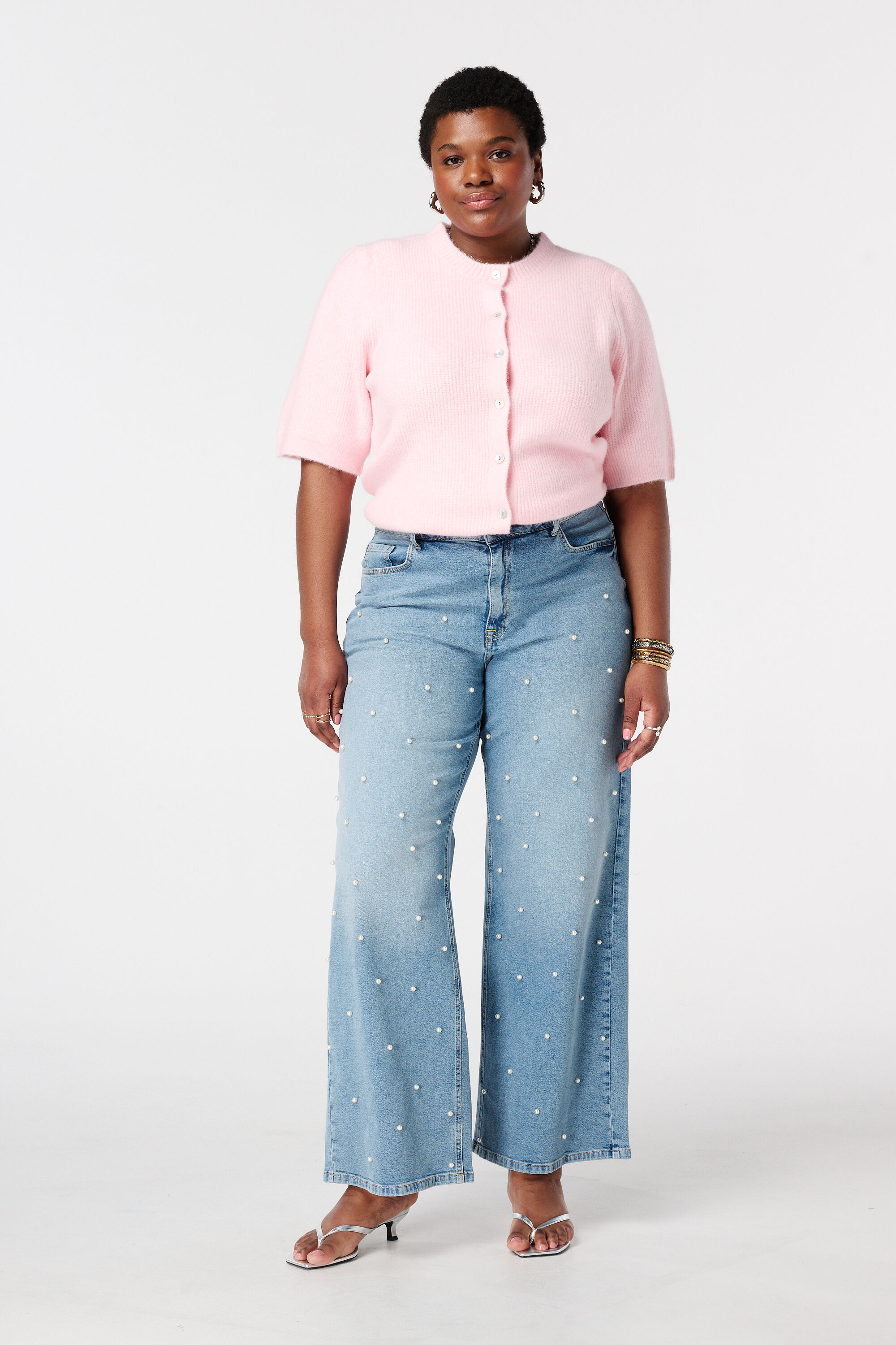 C&aacute;rdigan de manga corta image number 5