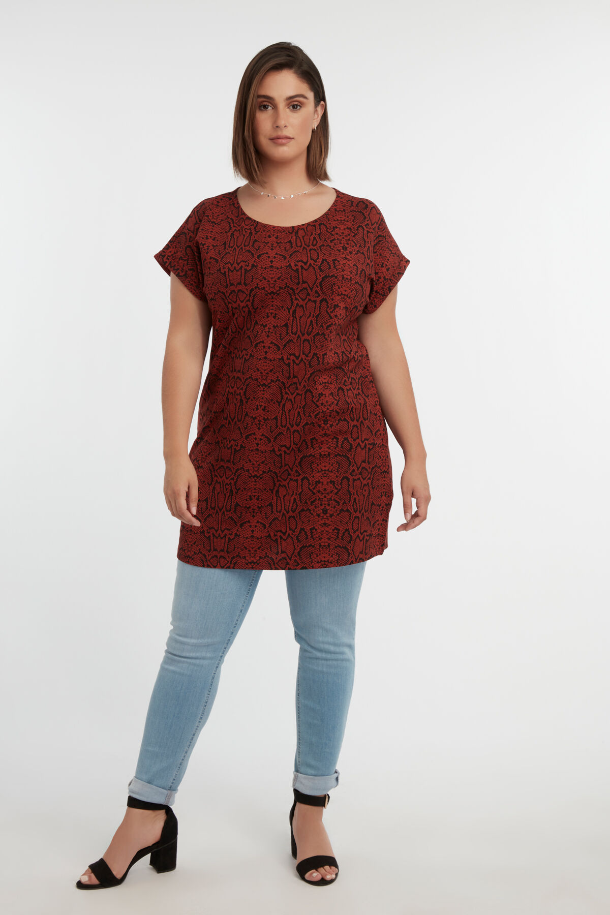 Camiseta larga estampada image number 5