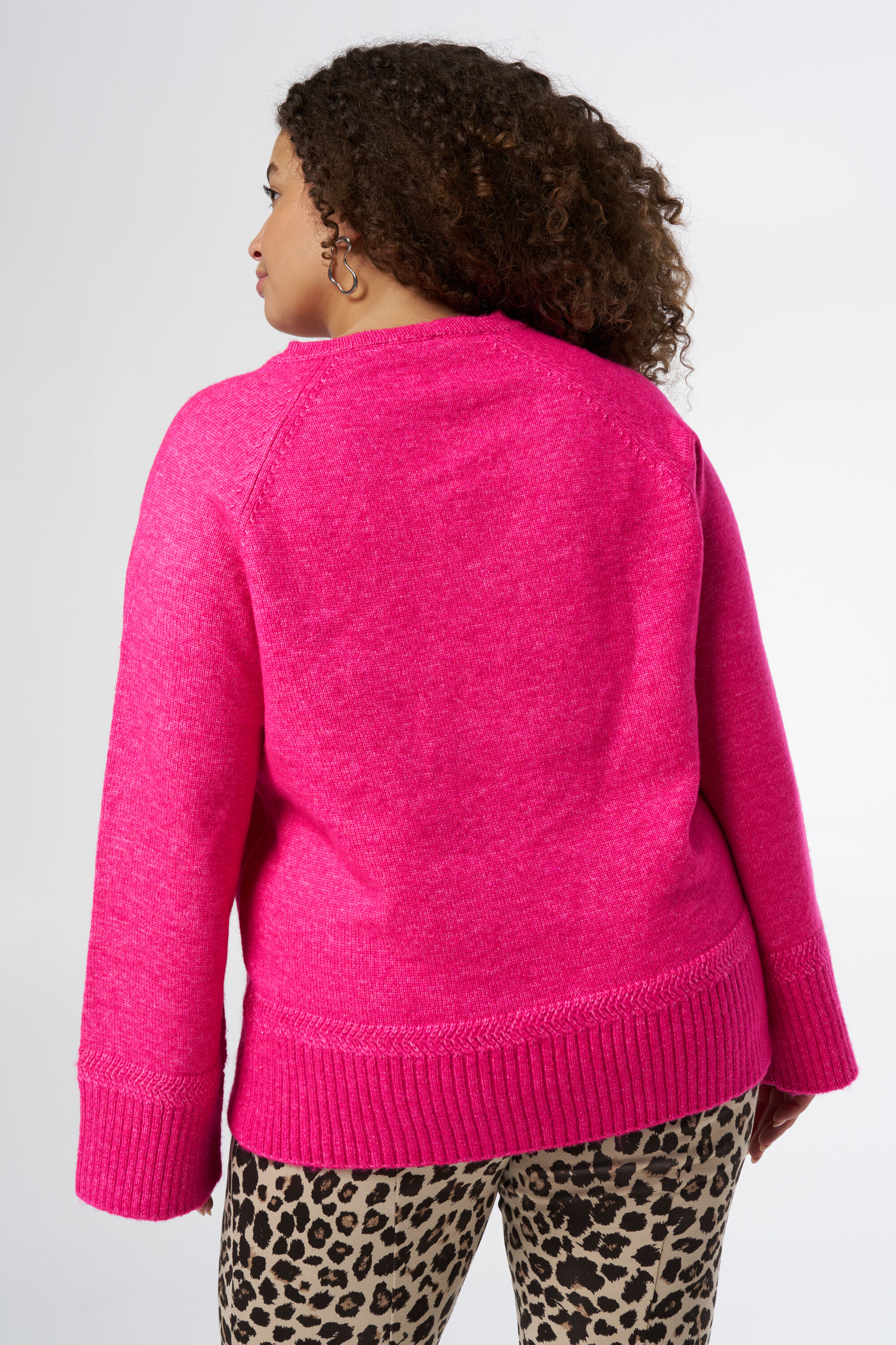 Jersey con escote en V image number 3