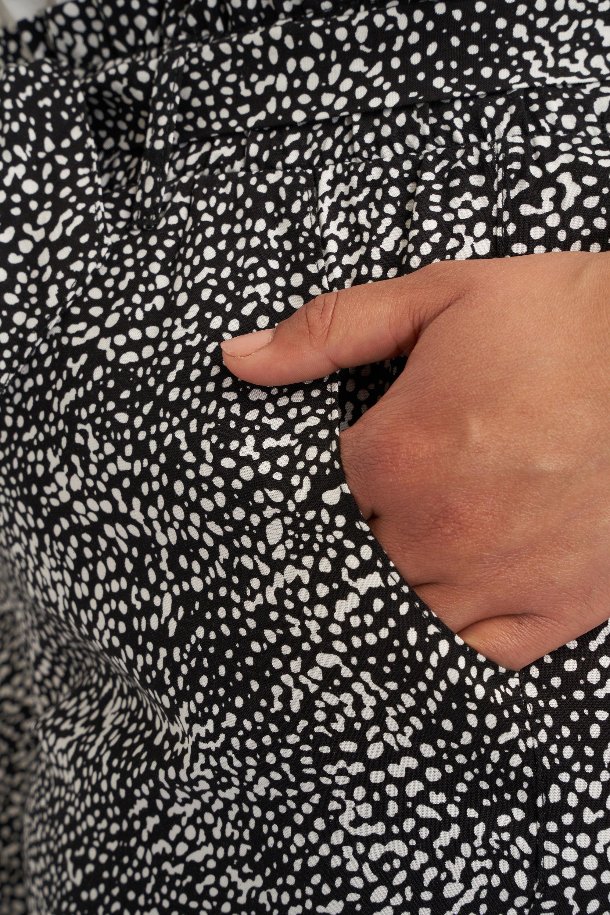 Shorts de viscosa con cinto   image number 4