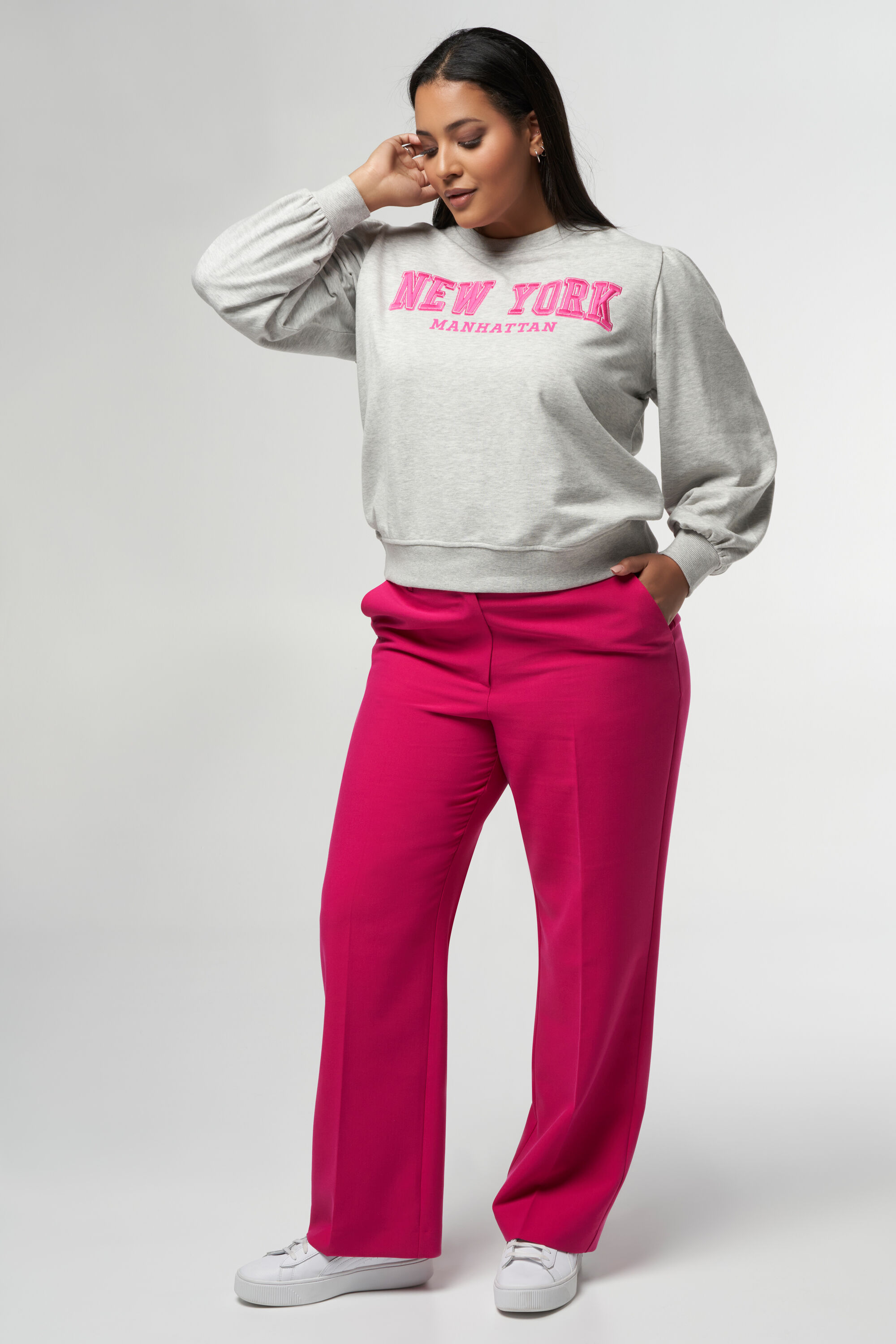 Su&eacute;ter con la palabra &laquo;NEW YORK&raquo;  image number 5