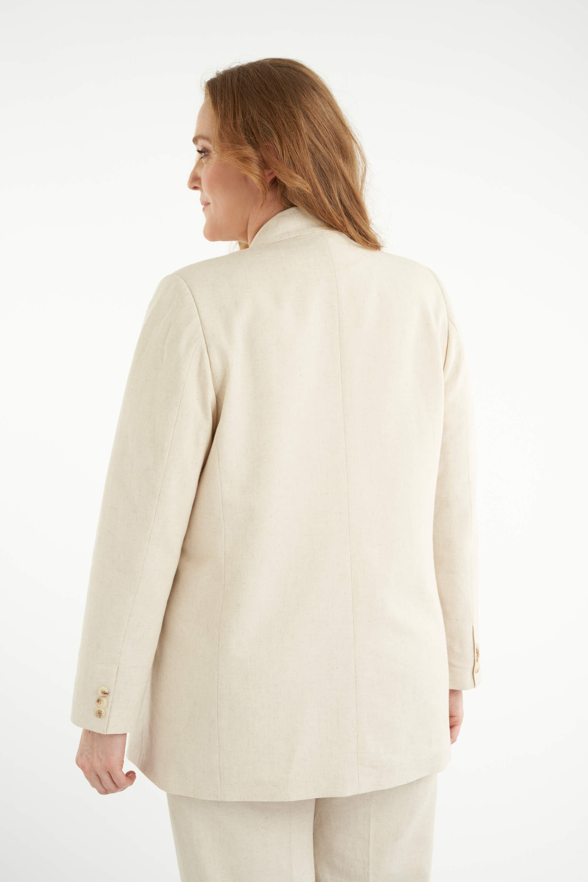 Blazer de lino  image number 4
