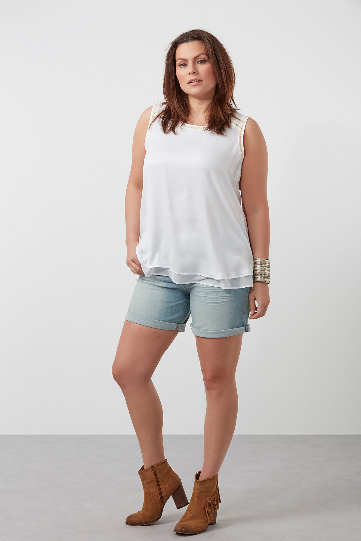 Blusa sin mangas image number 3