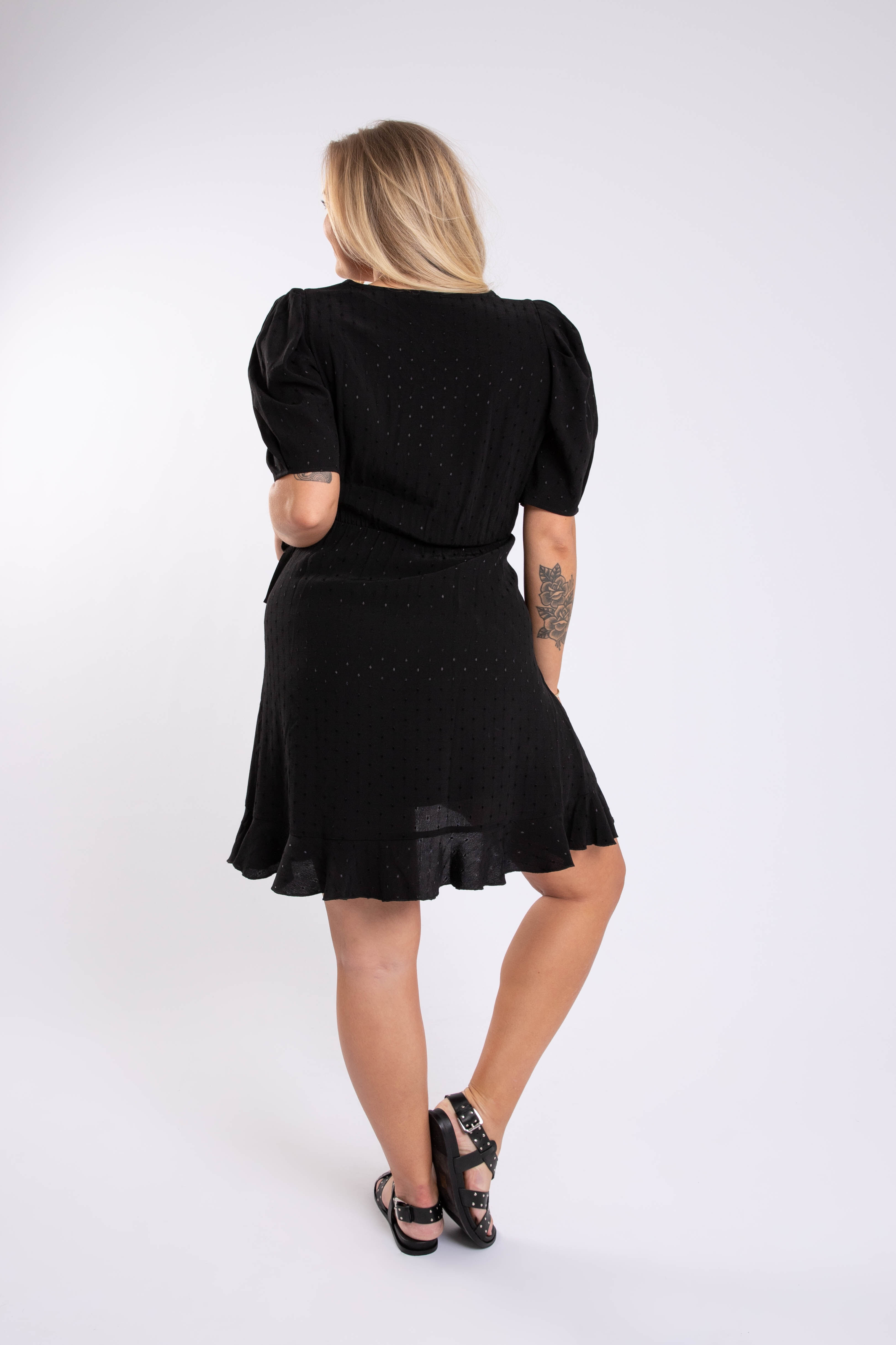 Vestido cruzado image number 3