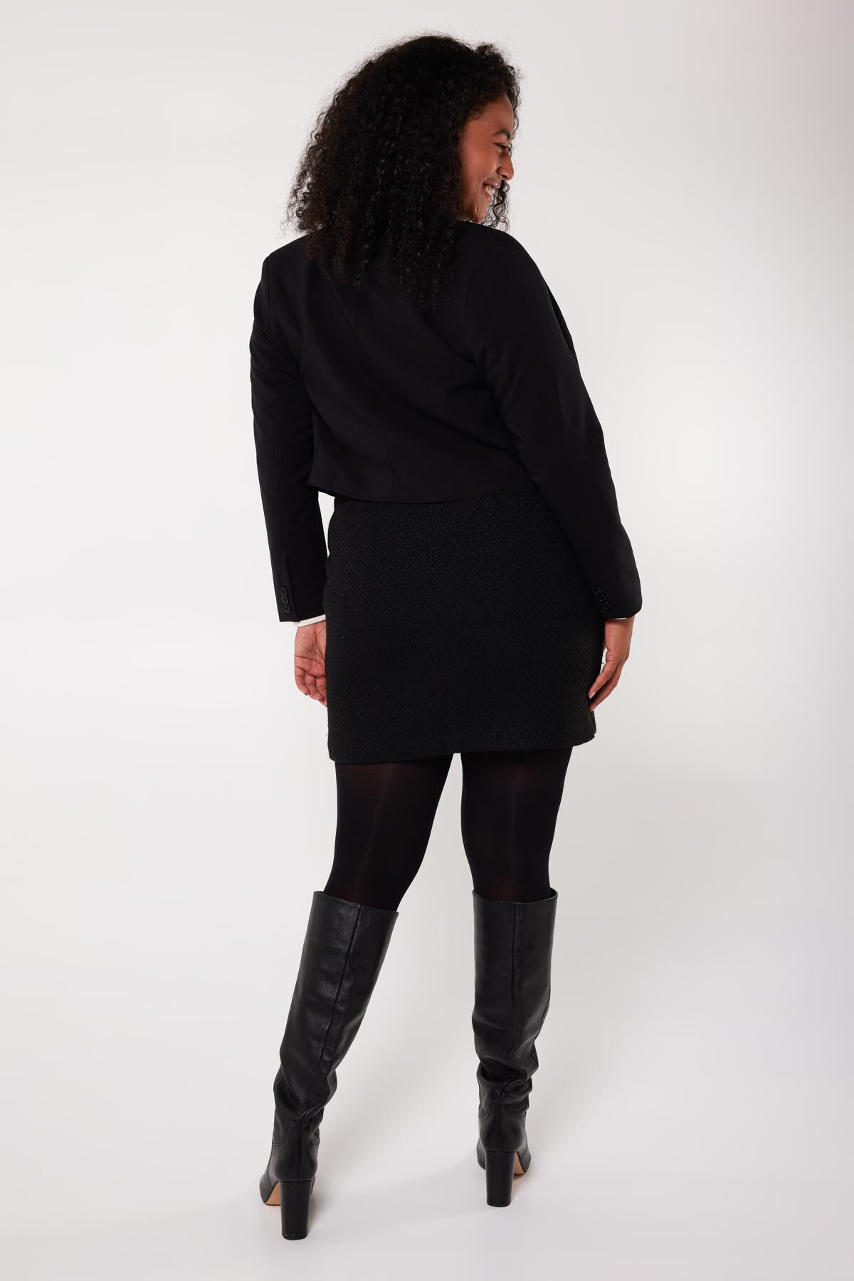 Blazer recortado image number 3