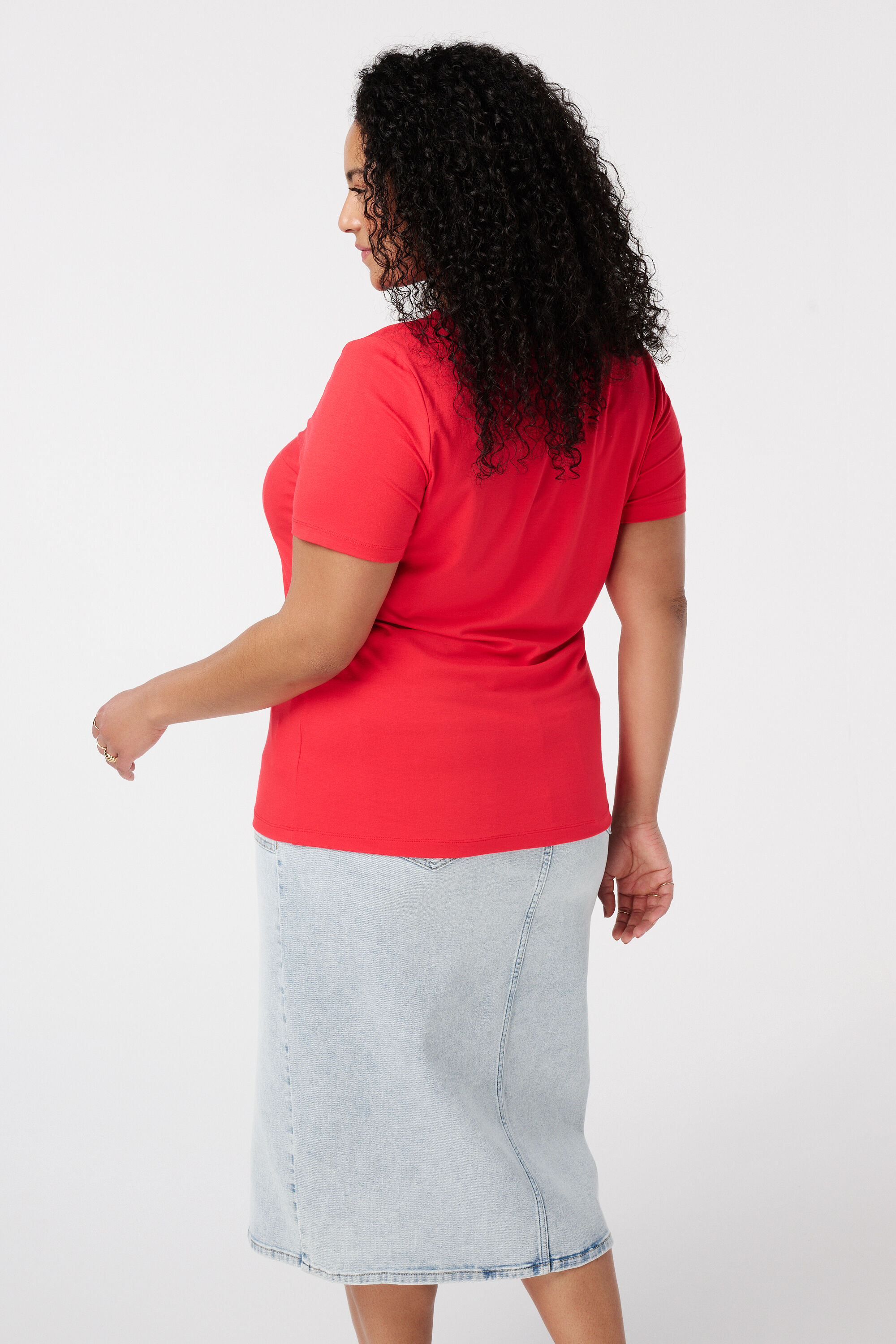 Camiseta con escote en V image number 3