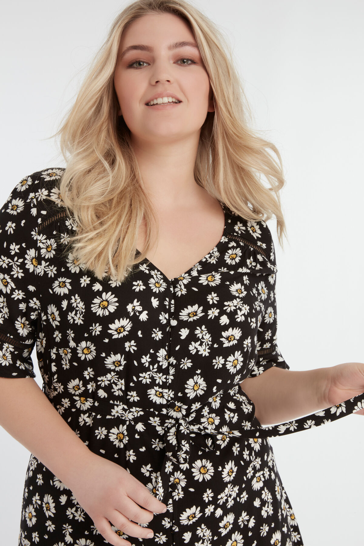 Vestido maxi de flores image number 6