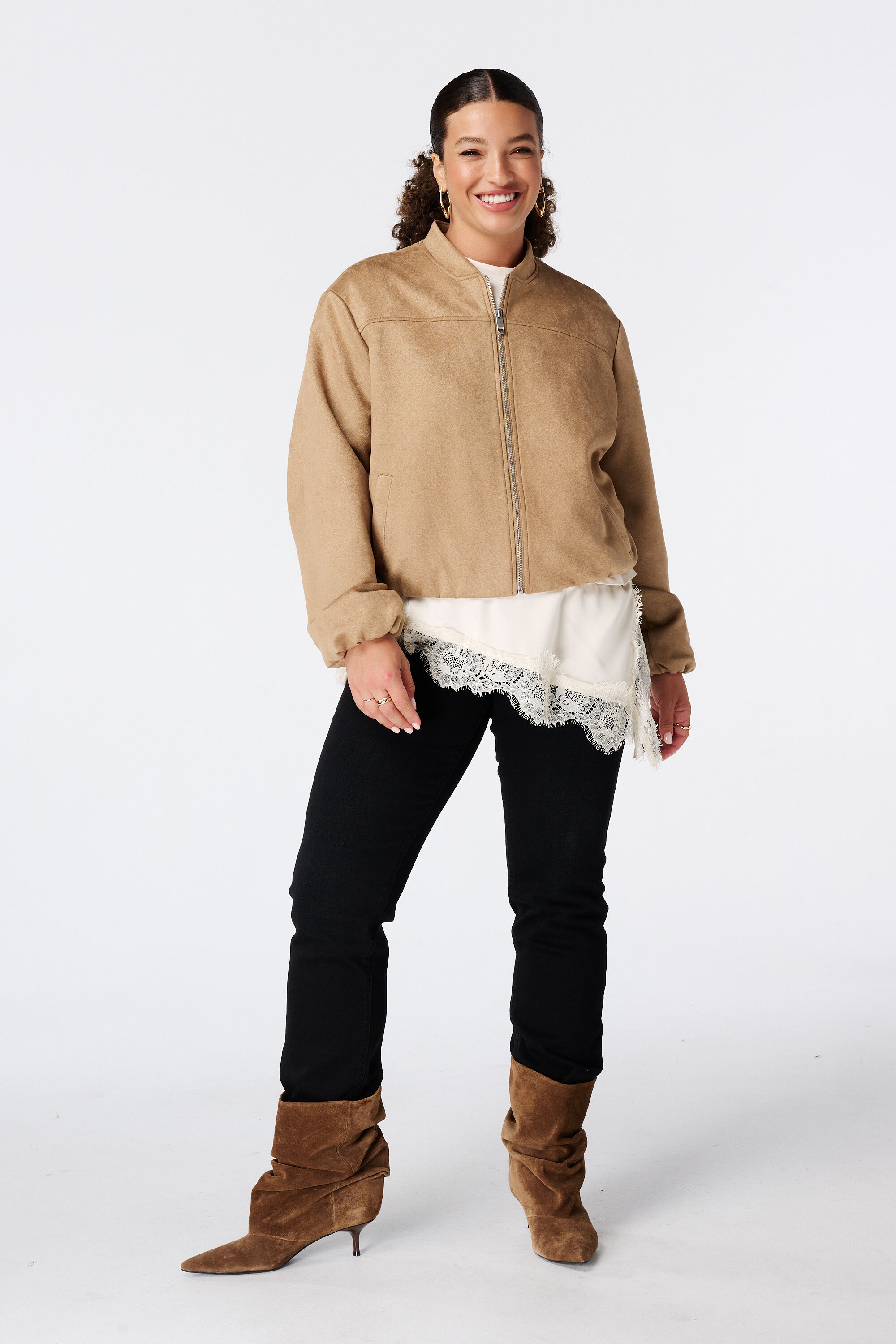 Chaqueta bomber de ante sint&eacute;tico image number 5