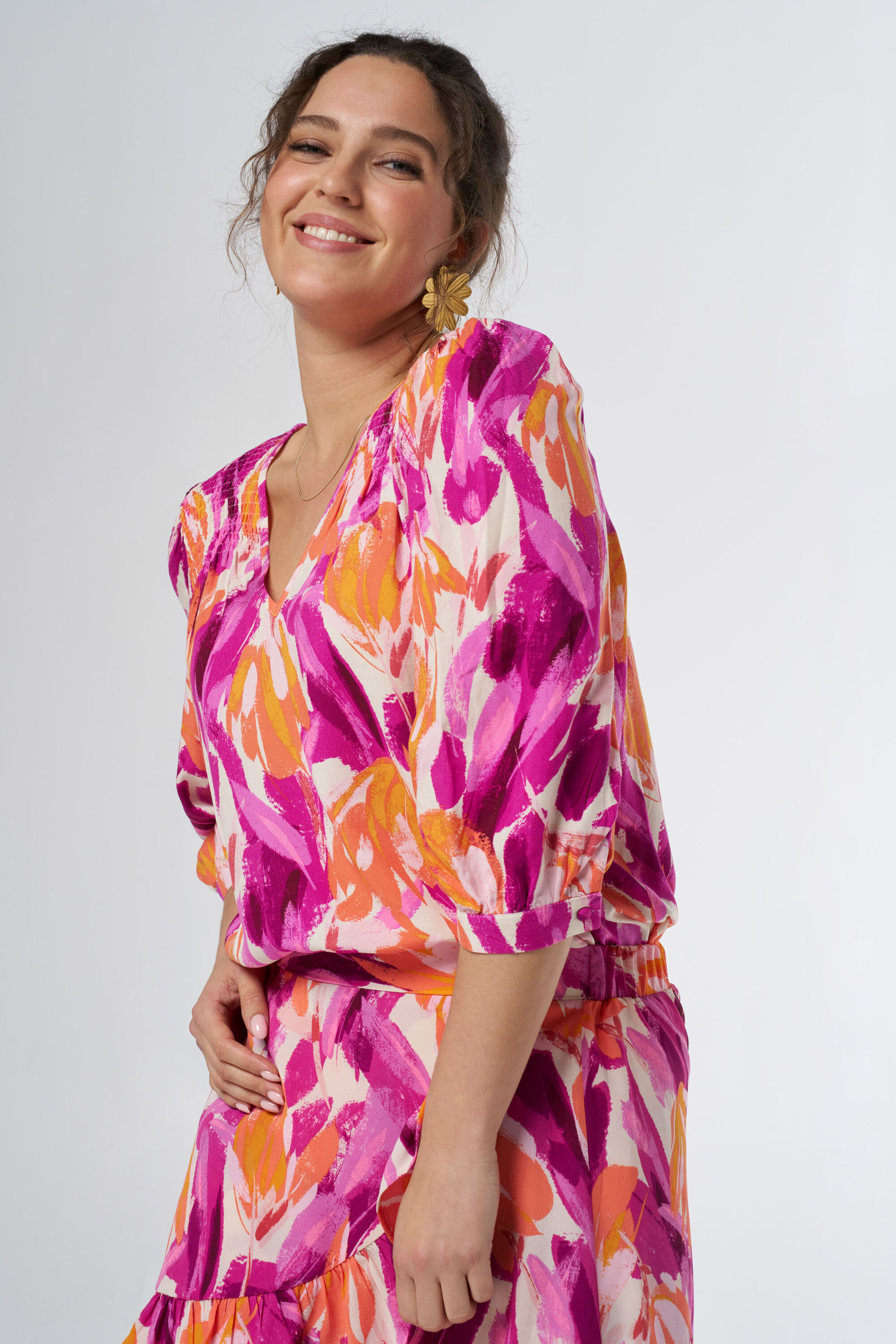 Blusa con detalles fruncidos image number 6