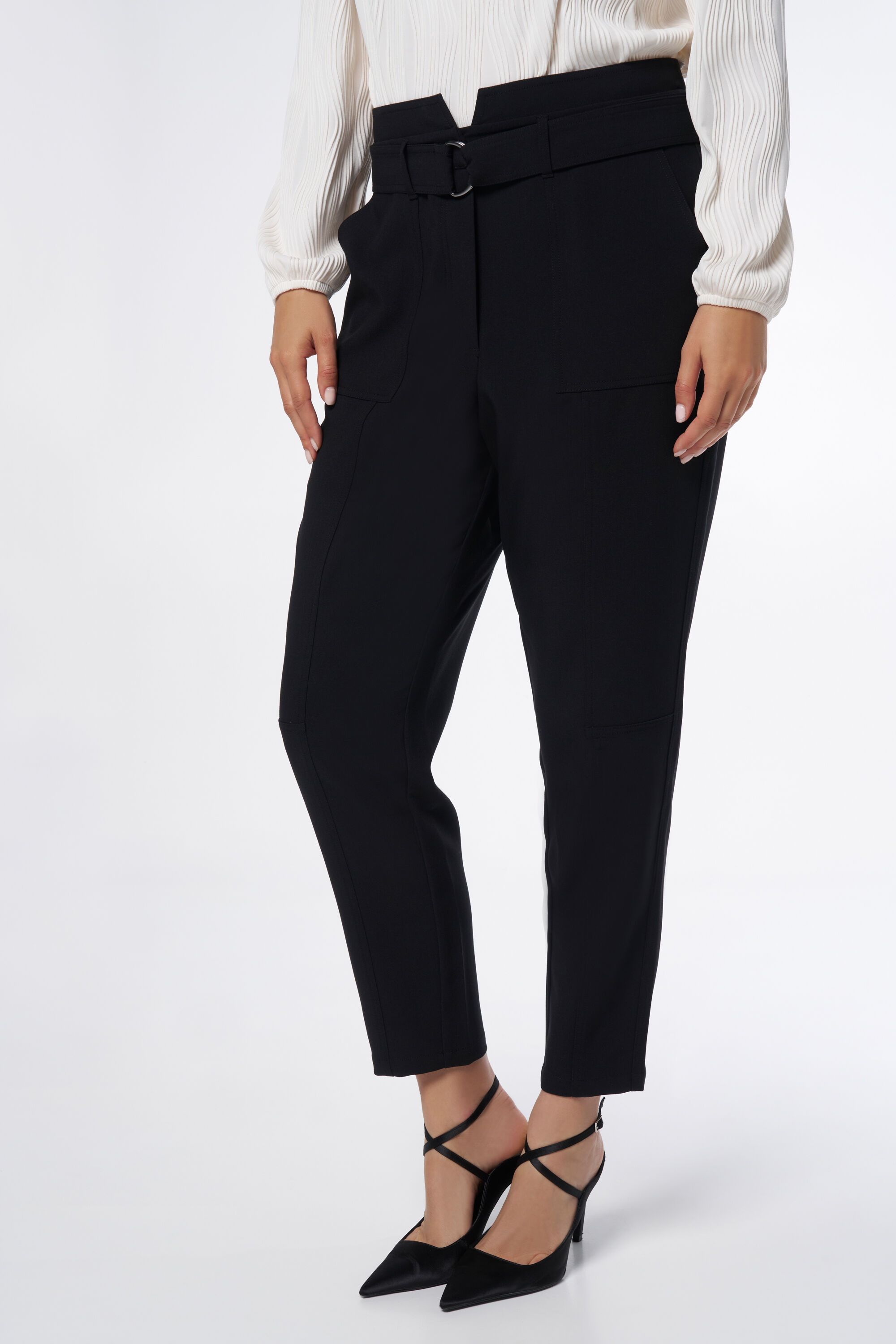 Pantalones Paperbag image number 5