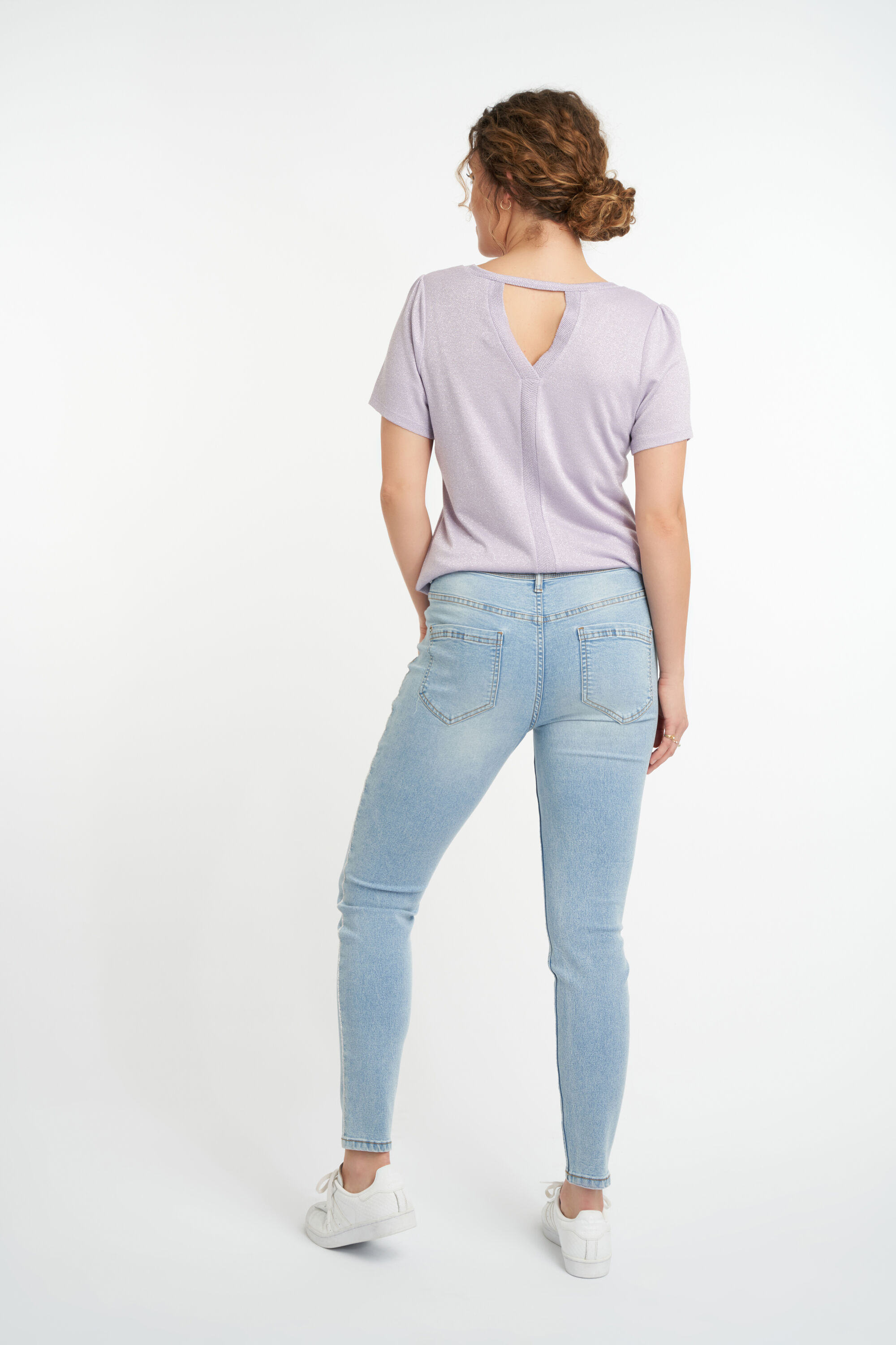 Vaqueros con remate de purpurina image number 3