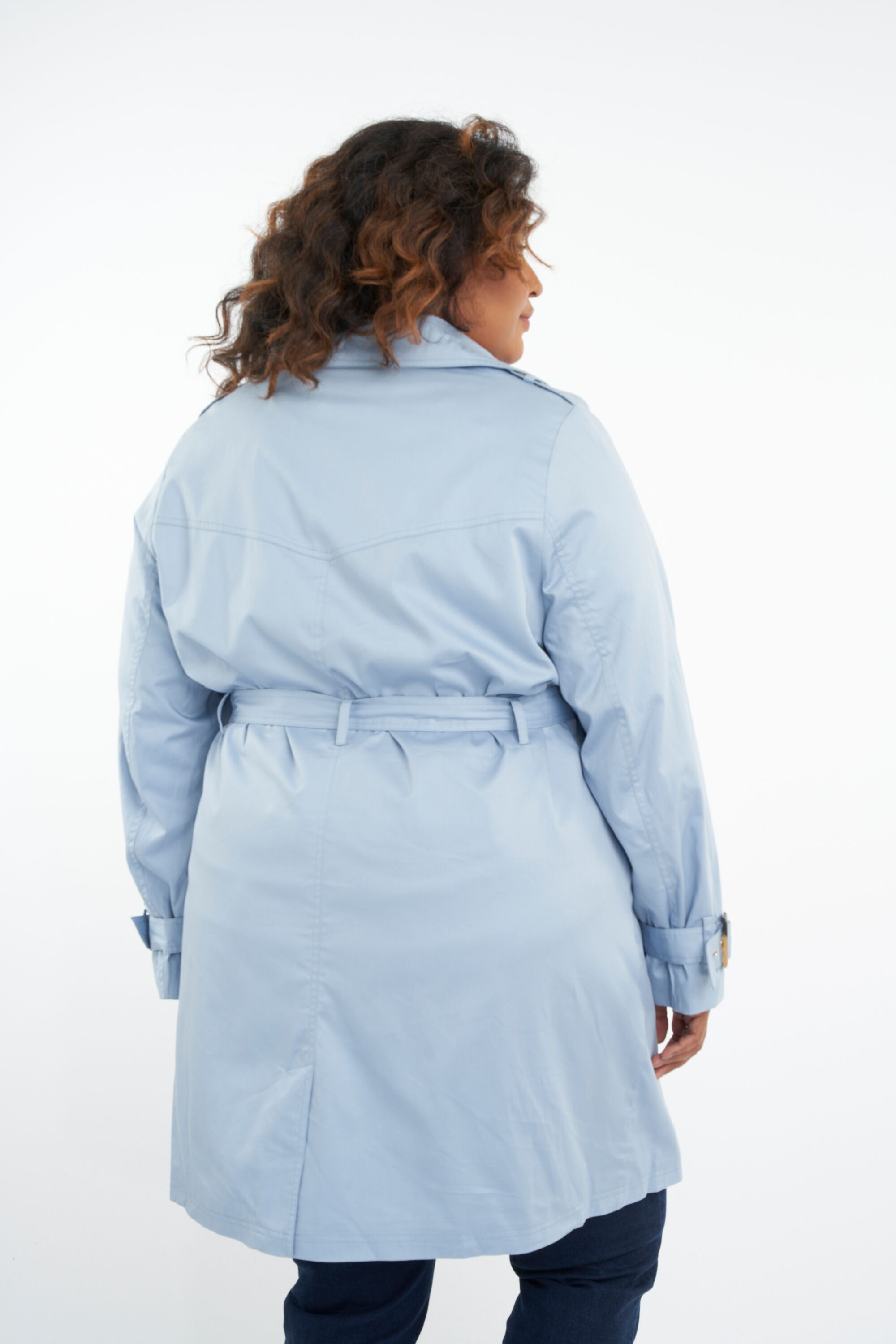 Gabardina larga image number 4