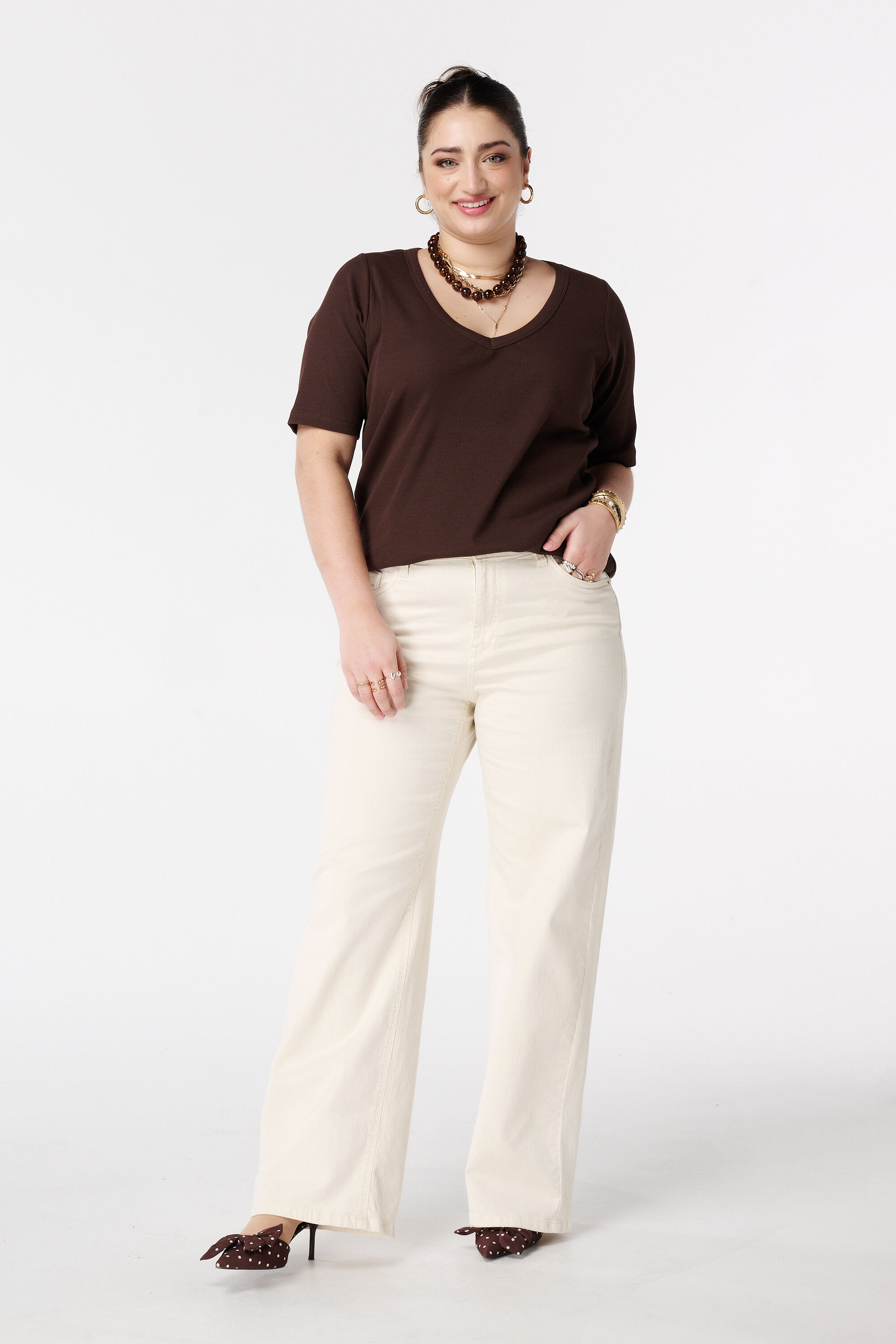 Top de canal&eacute; con escote en V image number 5