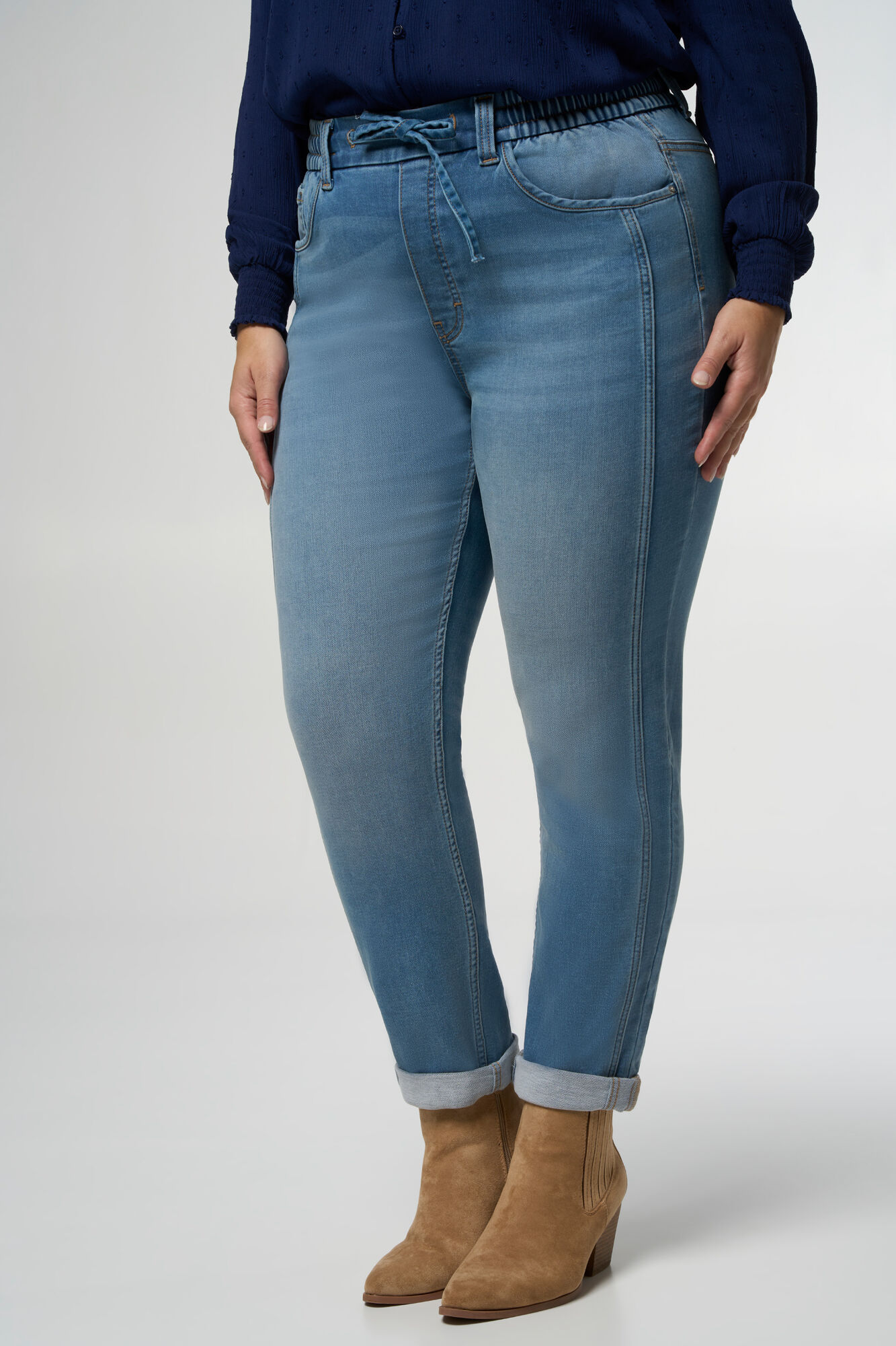Pantalones joggers de denim image number 5