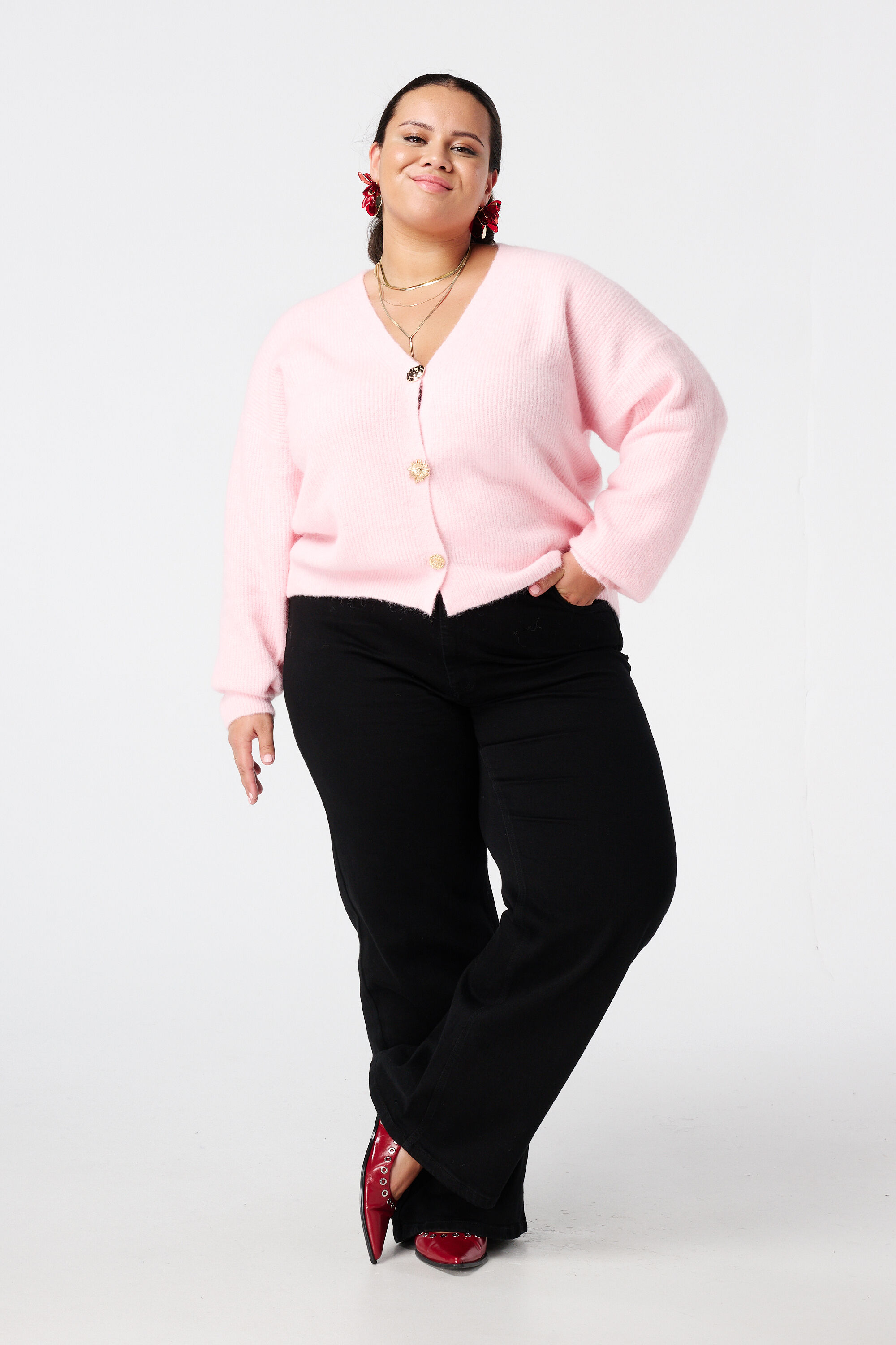 C&aacute;rdigan con botones dorados image number 5