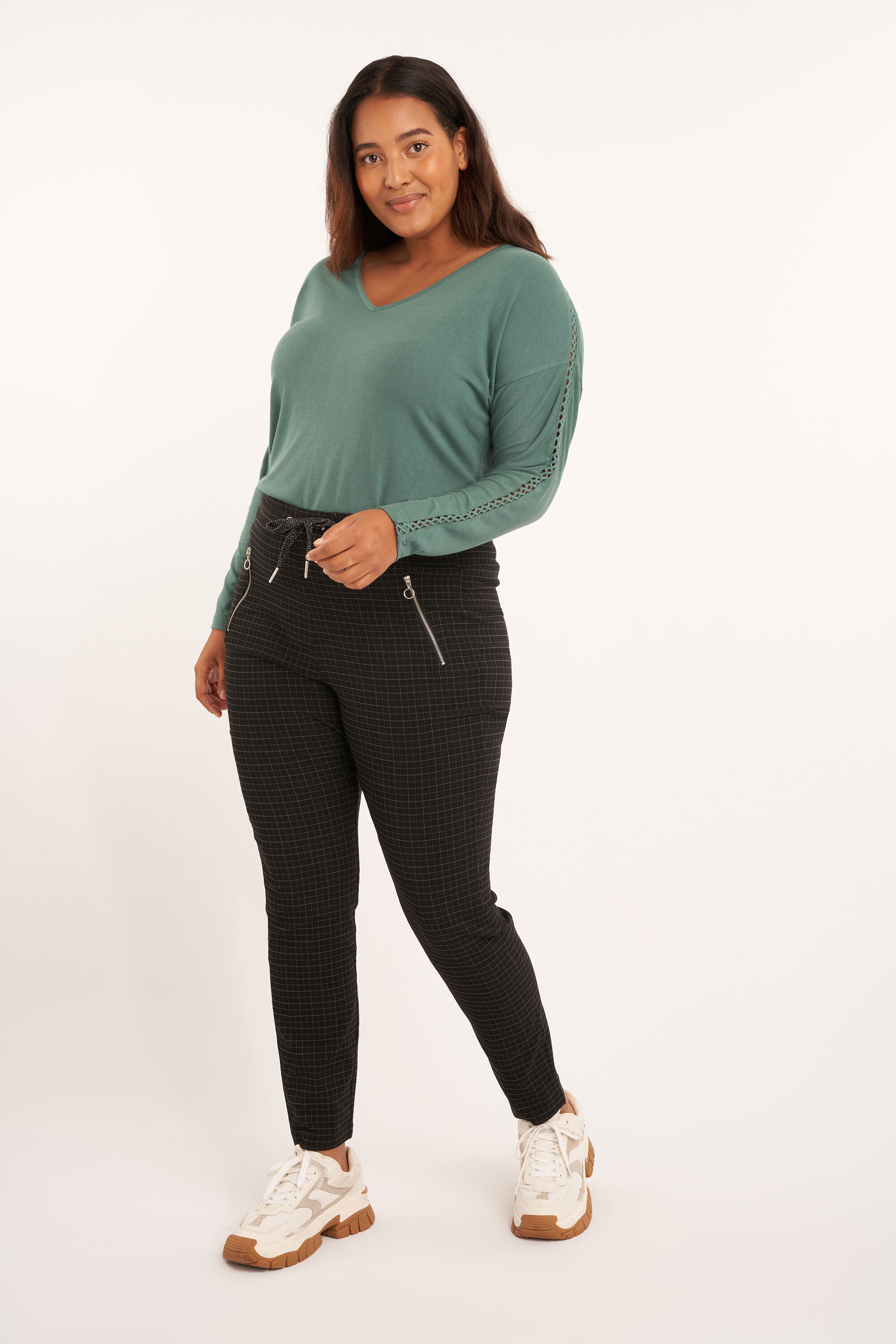 Pantalones  image number 5