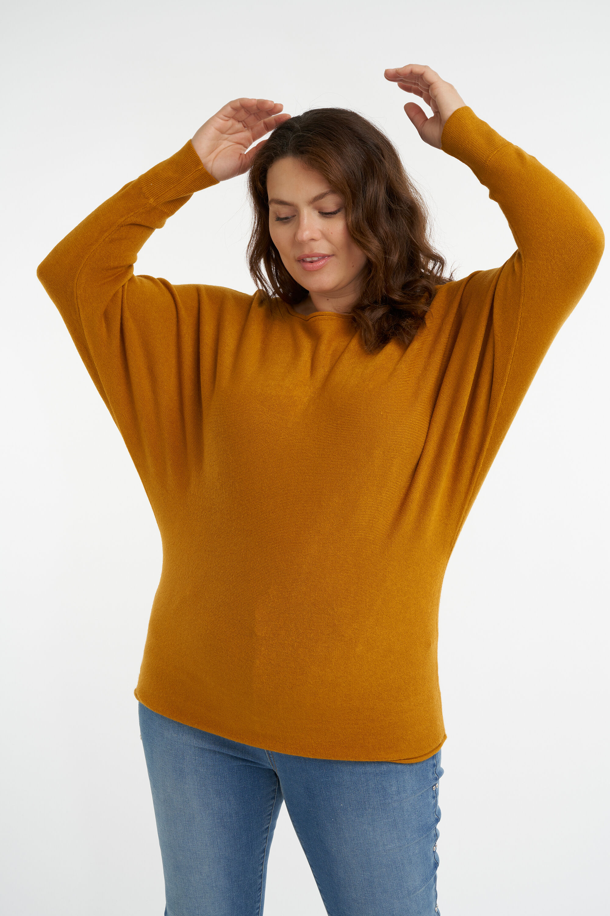 Su&eacute;ter con manga murci&eacute;lago image number 4