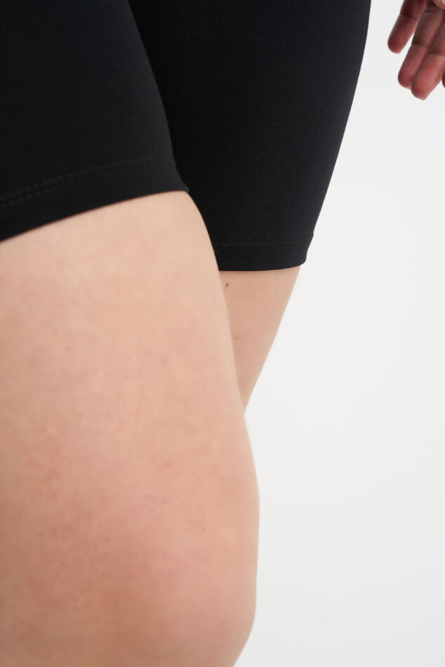 Leggings cortos  image number 4