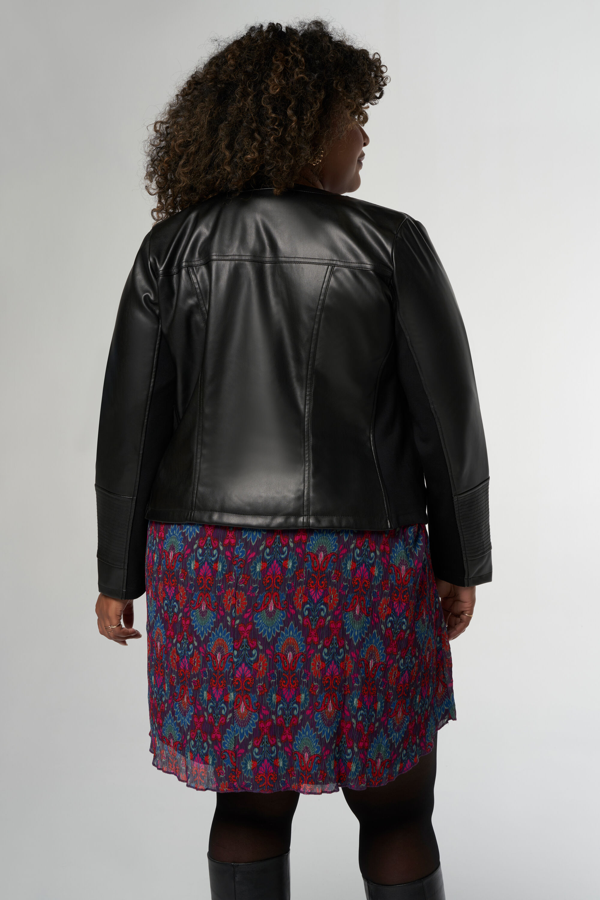 Cazadora de cuero sint&eacute;tico image number 2