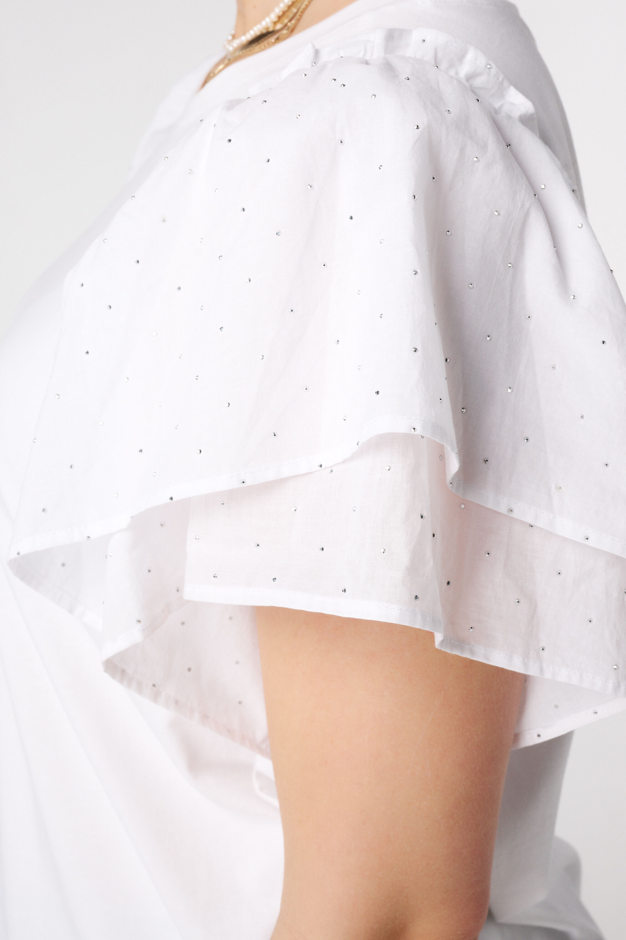 Top con mangas mariposa image number 6