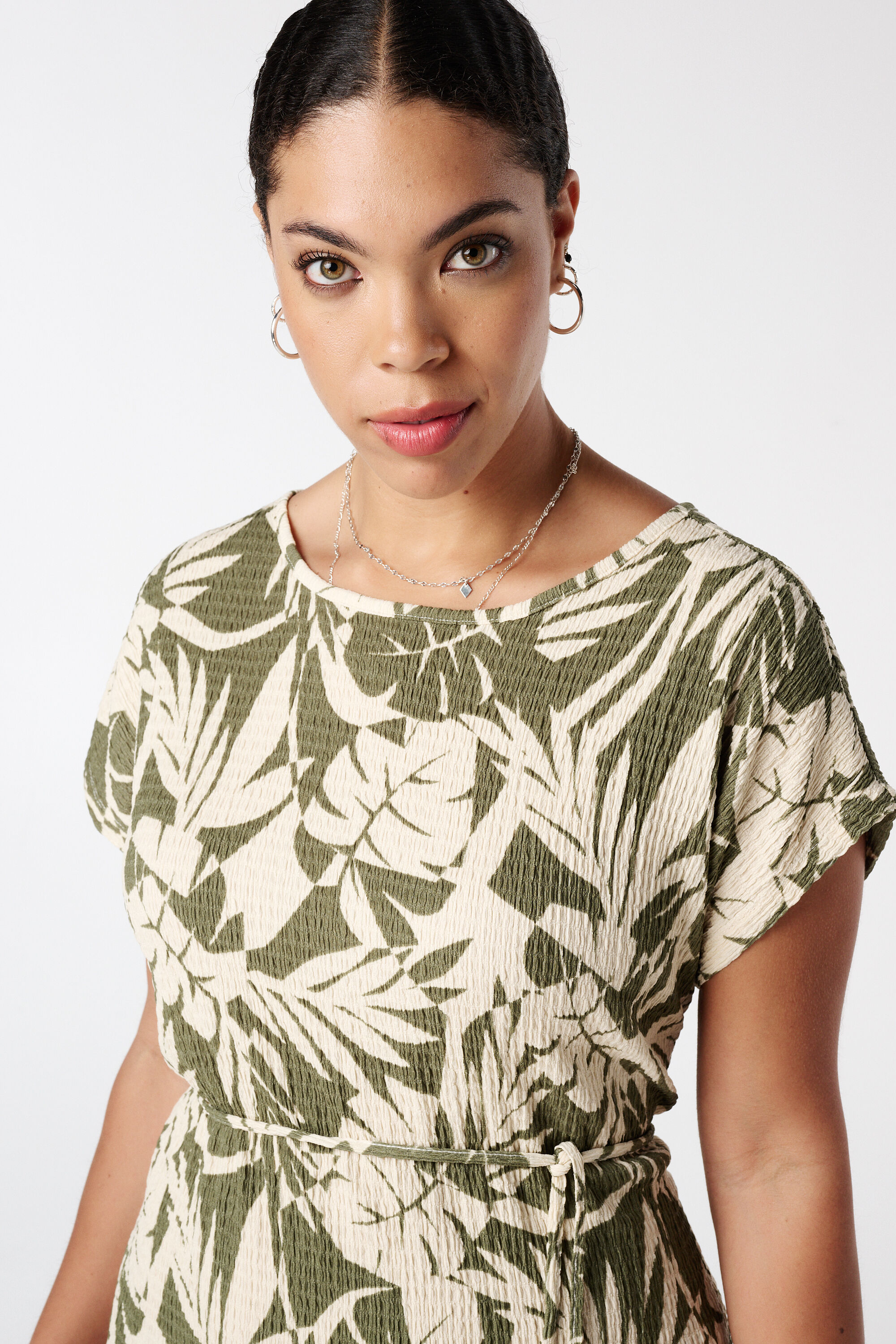 Vestido midi estampado con cord&oacute;n image number 4