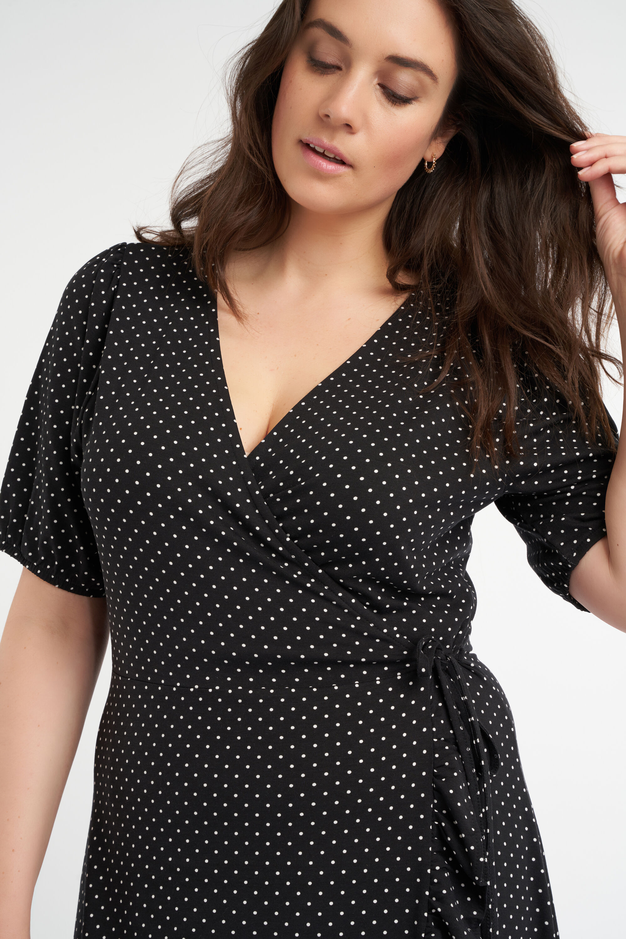 Vestido cruzado image number 5