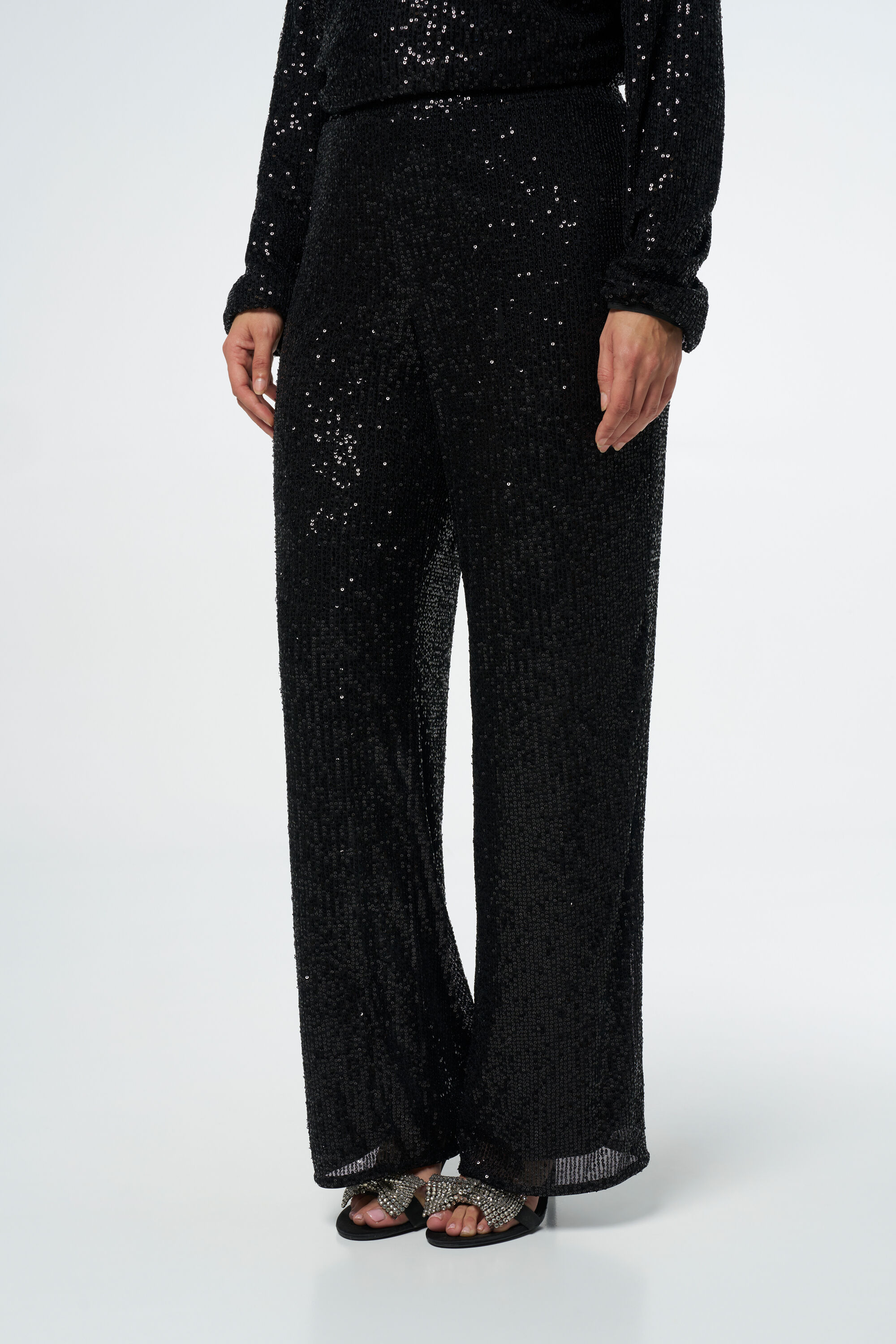 Pantalones con lentejuelas image number 5