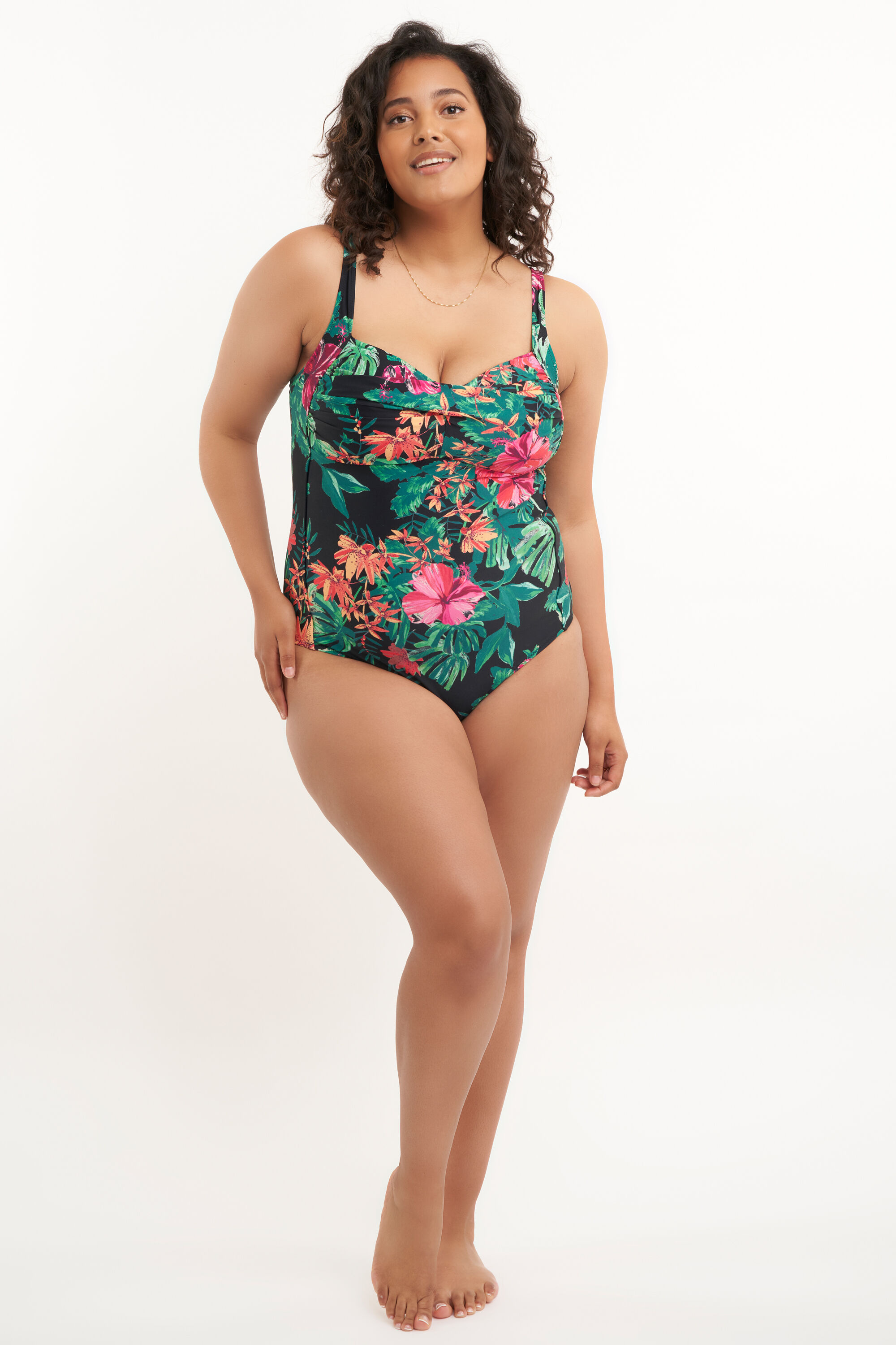 Ba&ntilde;ador estampado image number 4