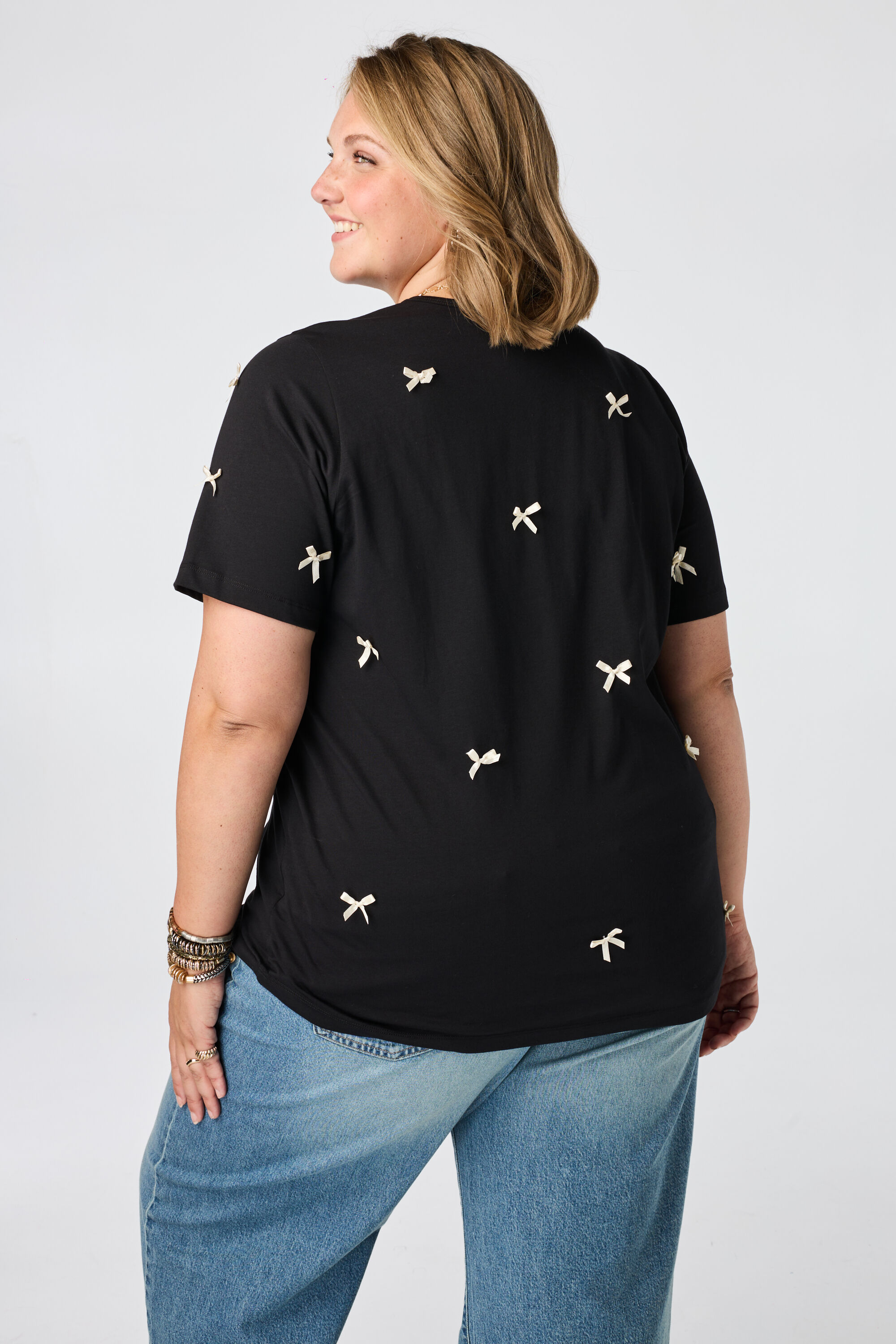 Camiseta con lazos de sat&eacute;n image number 3