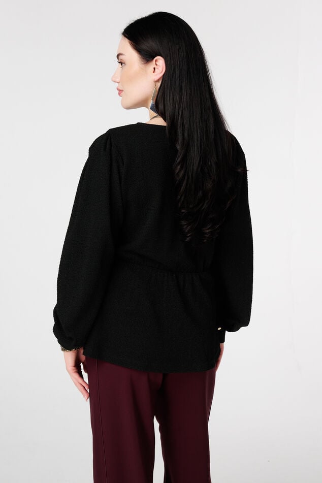 Top brillante con efecto cruzado image number 3