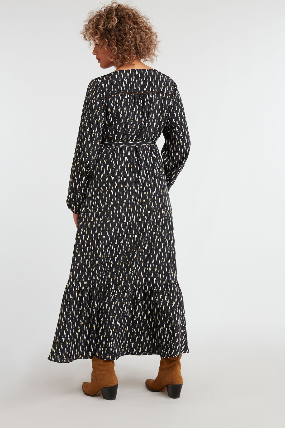 Vestido con estampado met&aacute;lico image number 5