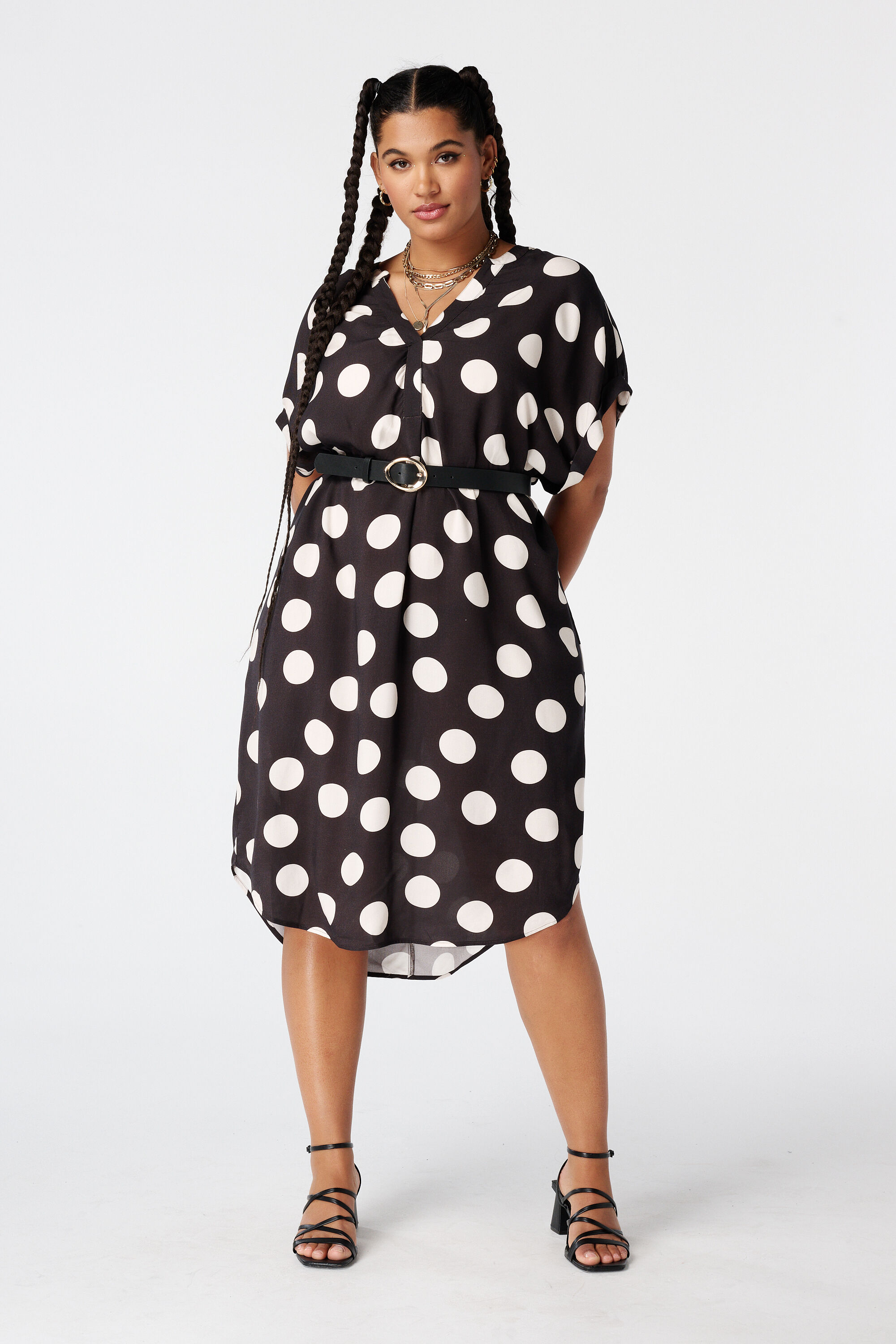 Vestido con escote en V