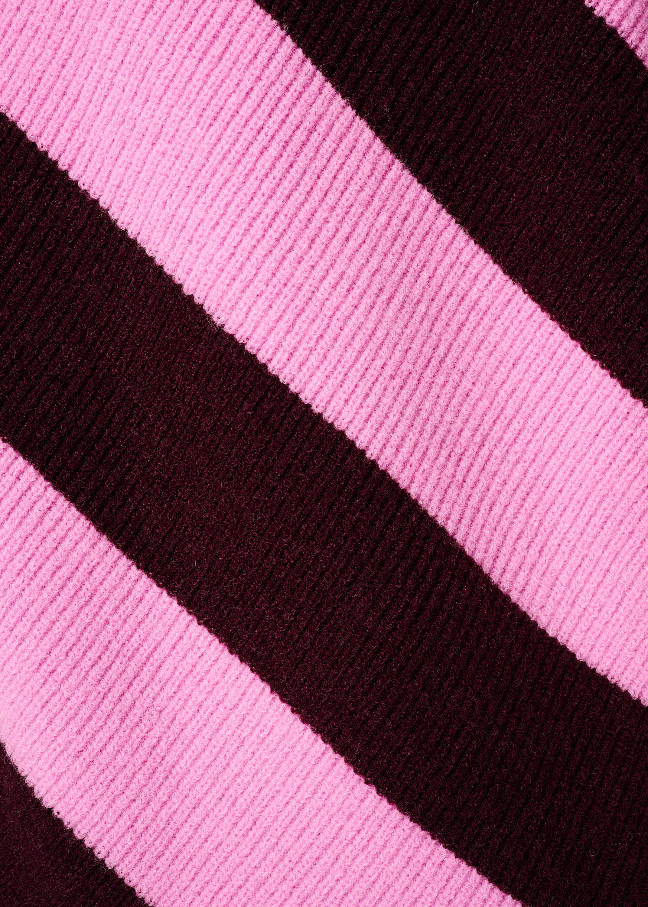 Jersey con rayas diagonales image number 6