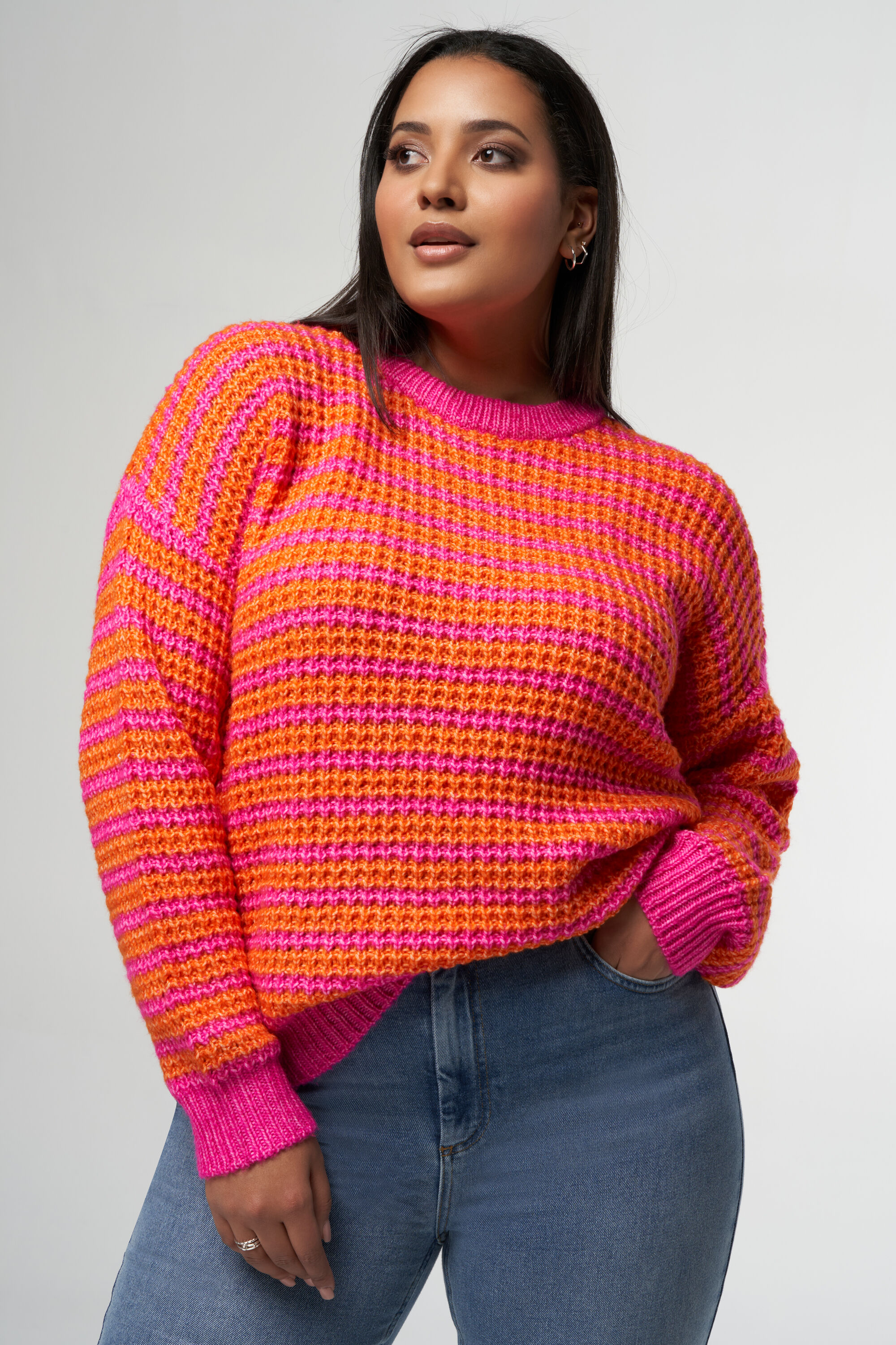 Su&eacute;ter de punto de dos tonos image number 6