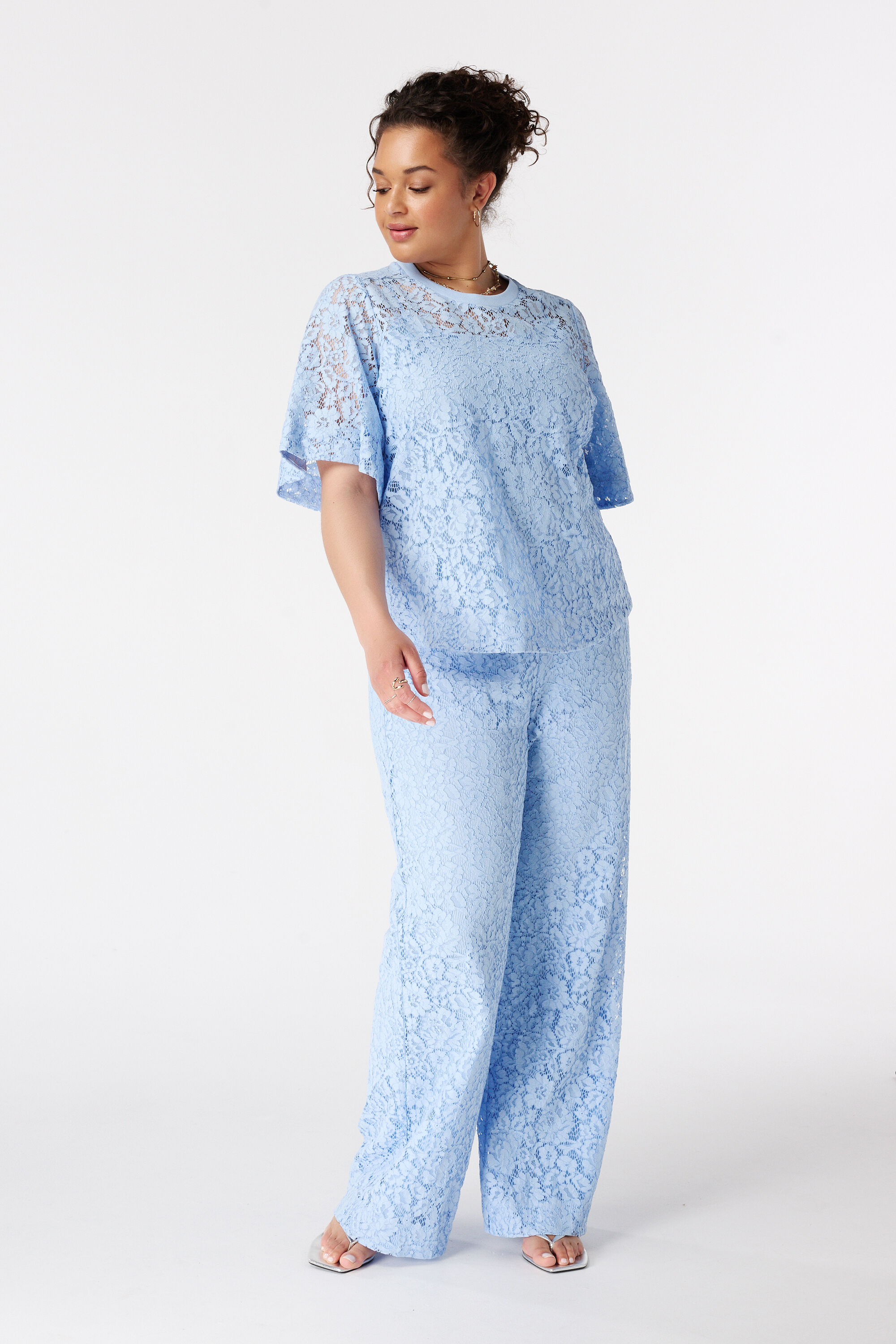 Blusa de encaje image number 4