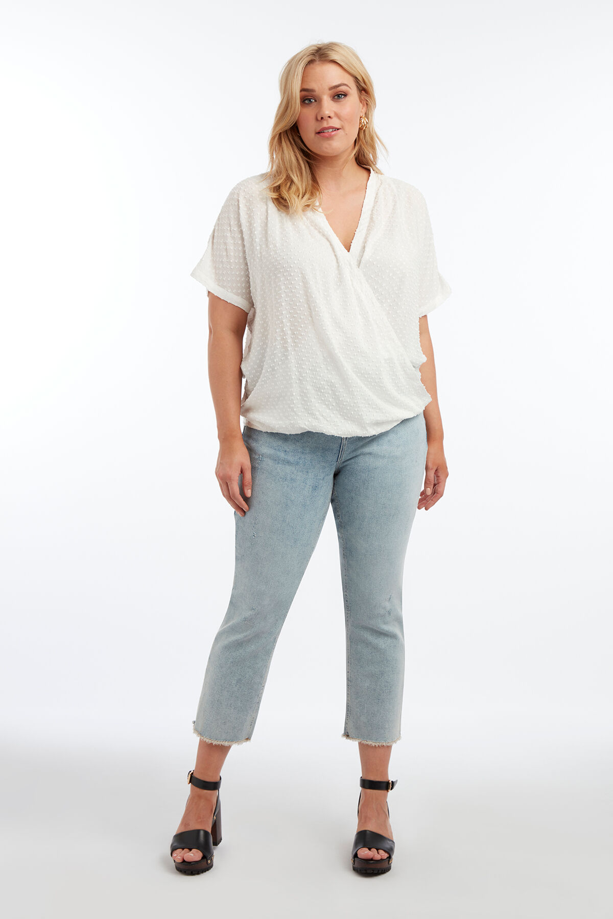 Blusa cruzada image number 3