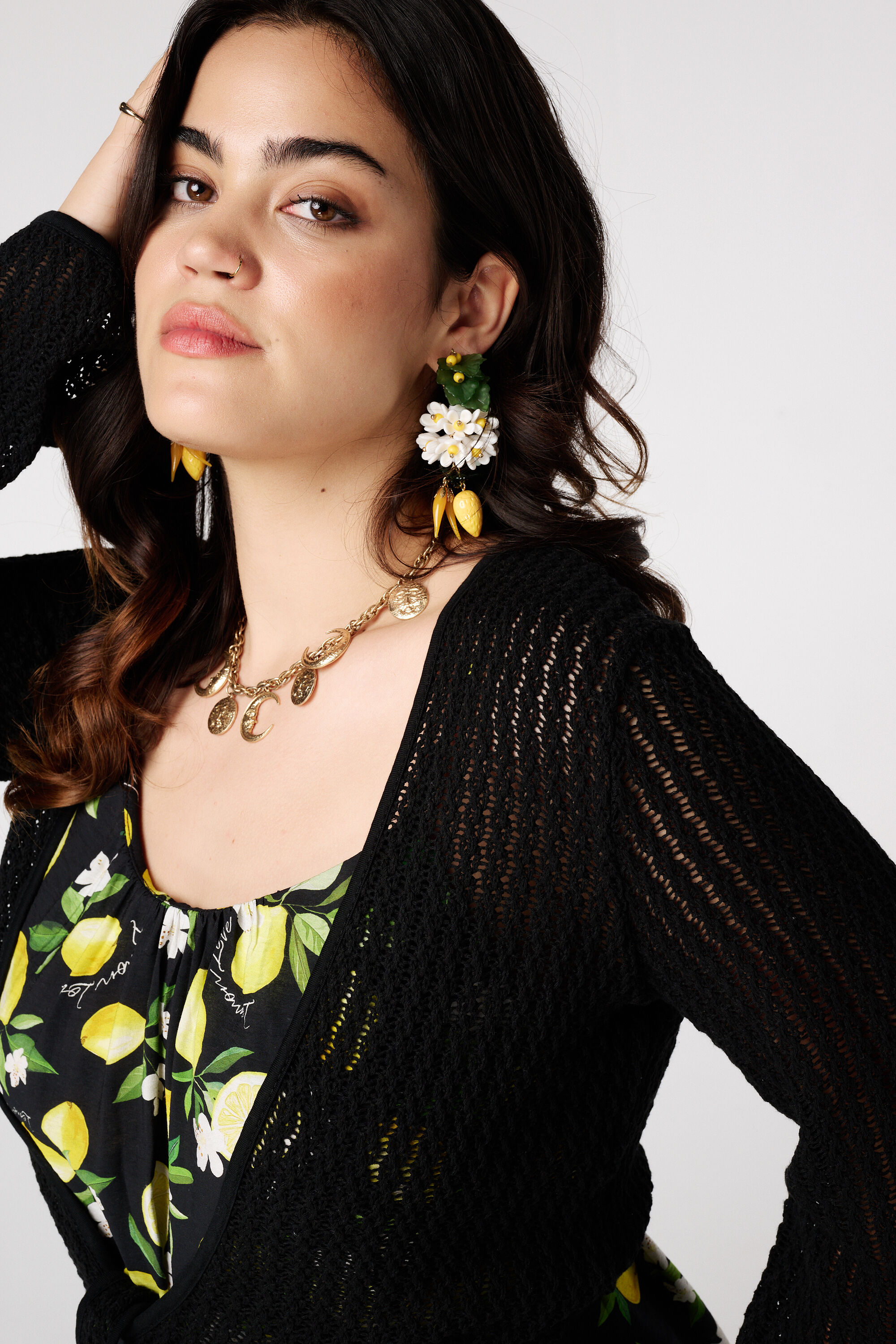 C&aacute;rdigan de punto con detalle de botones image number 4