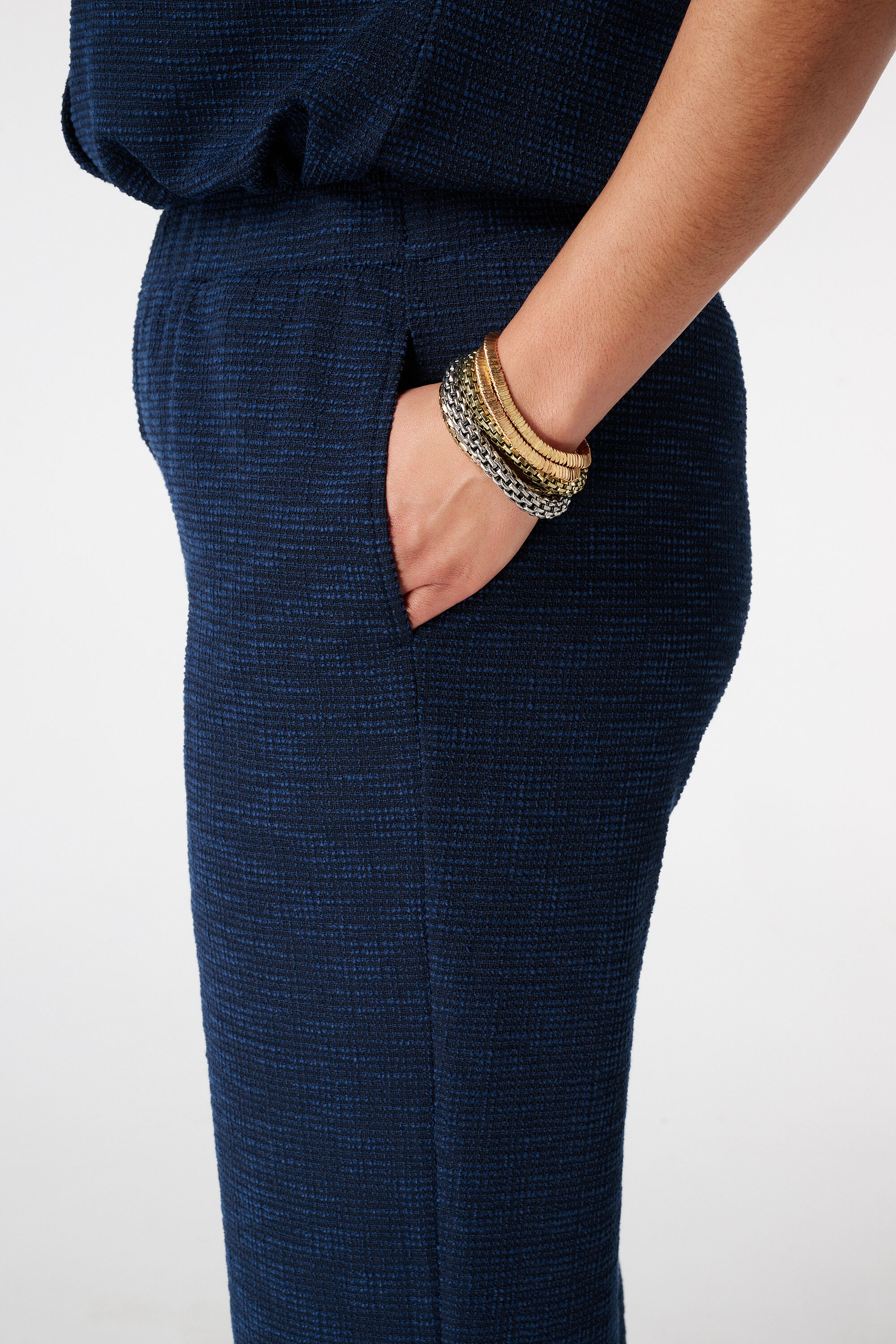 Pantal&oacute;n wide leg de boucl&eacute; image number 4